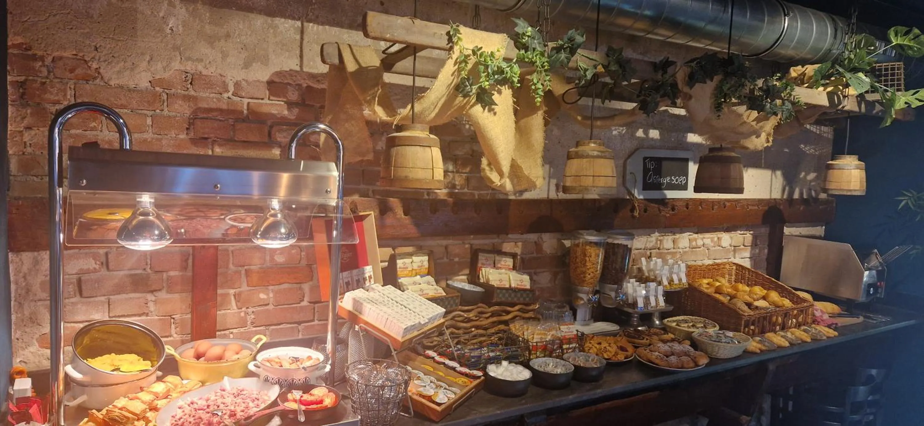 Breakfast in Hotel Heere