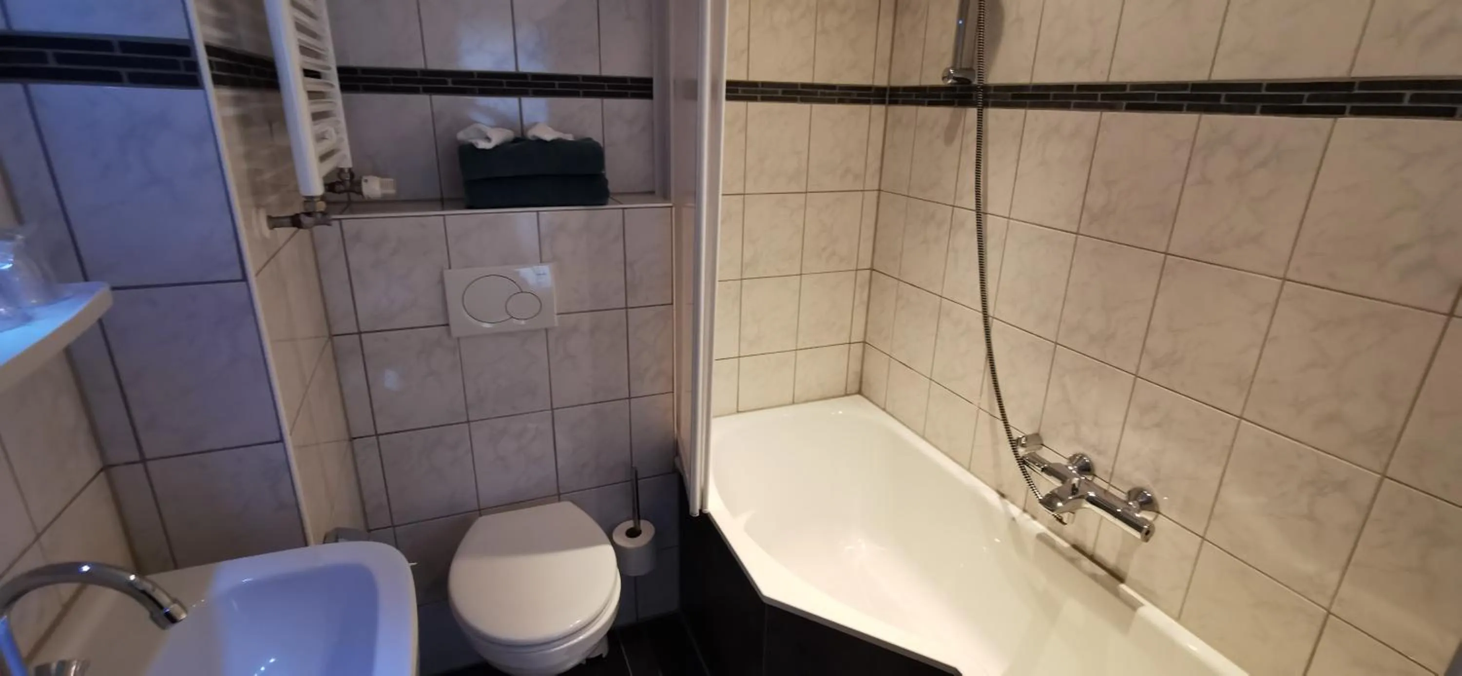 Bathroom in Hotel Heere