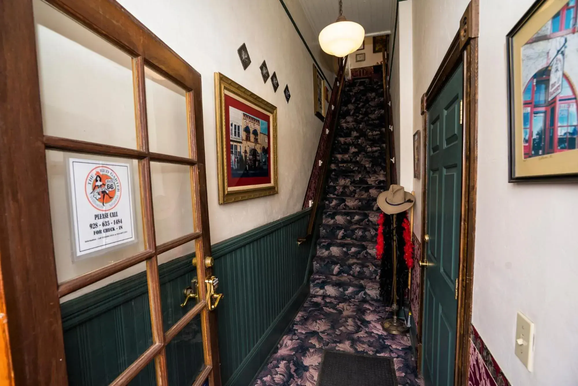 Facade/entrance in Red Garter Inn Facade/entrance in Red Garter Inn