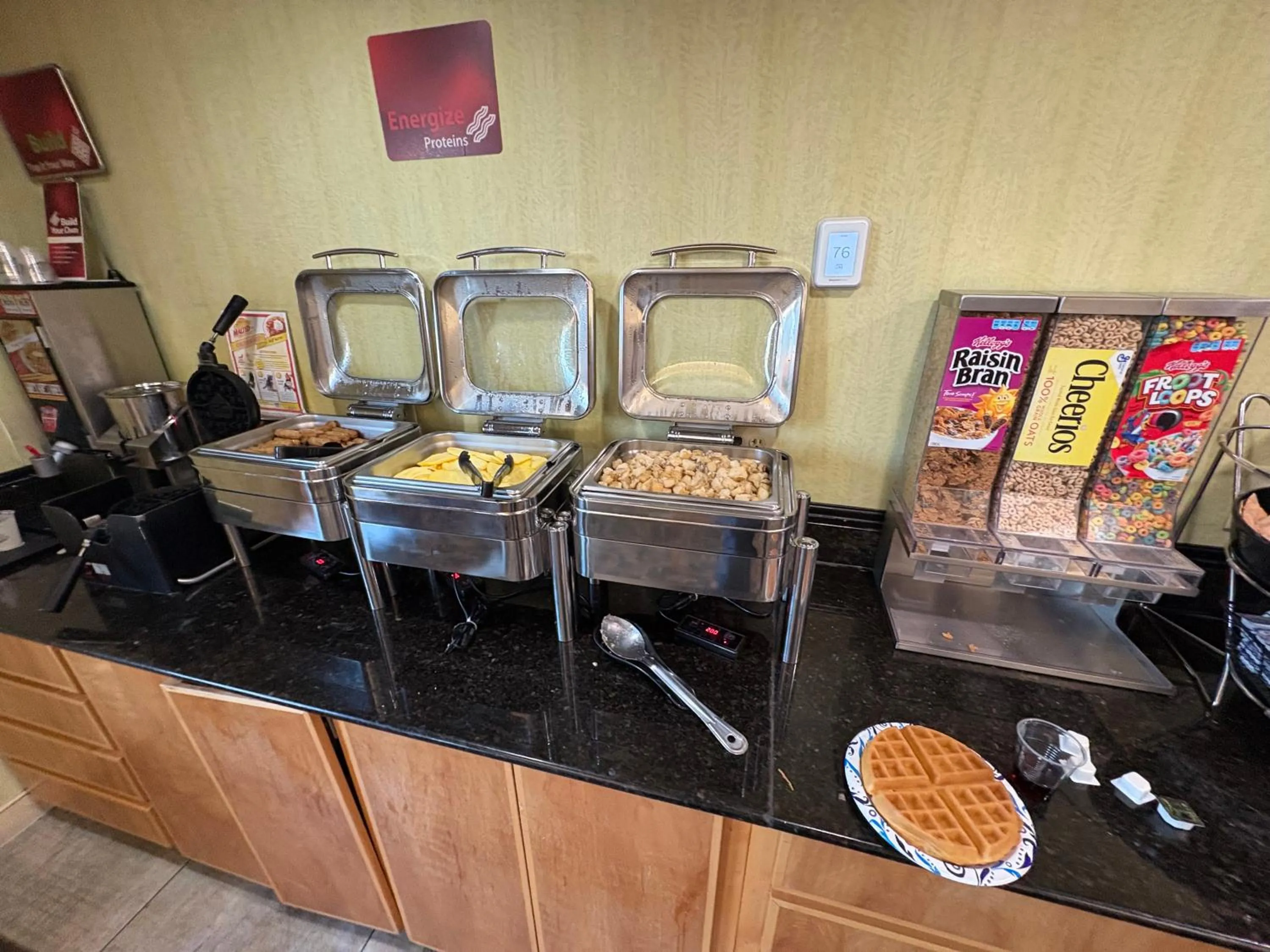 Breakfast in Best Western Plus Glen Allen Inn