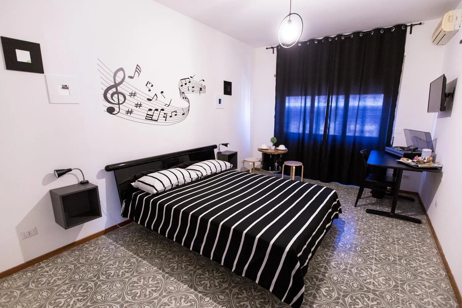 Photo of the whole room, Bed in Quelli della via Gluck