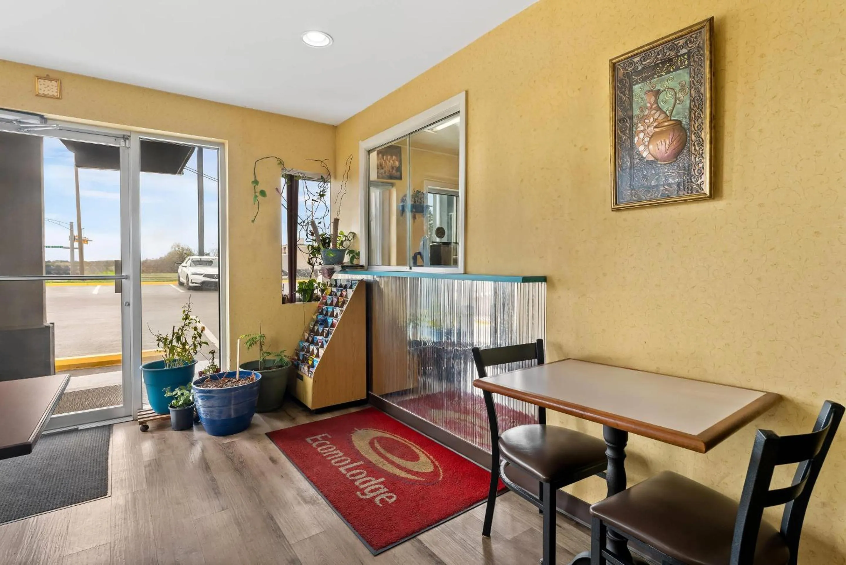 Lobby or reception in Econo Lodge Fredericksburg near I-95
