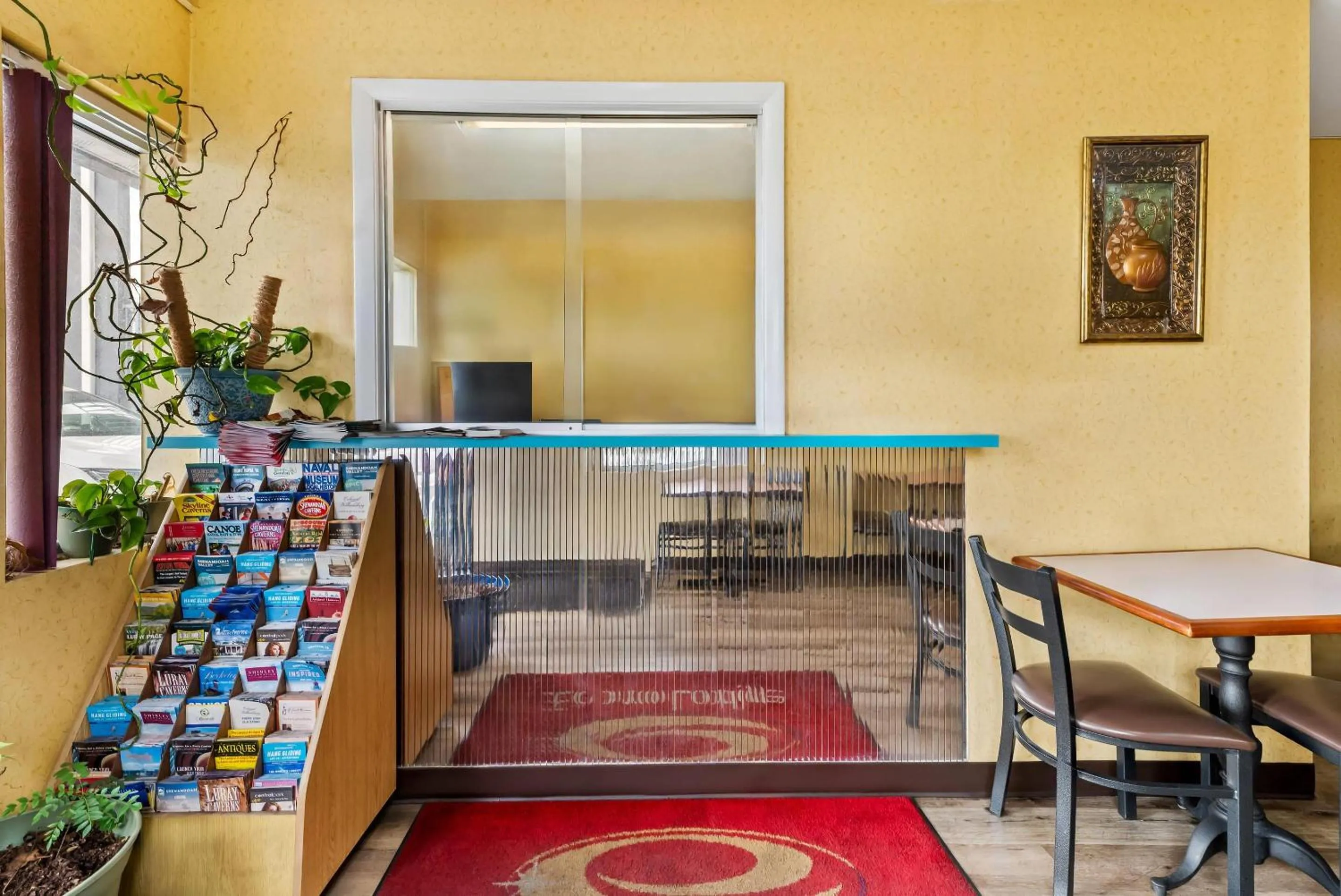Lobby or reception in Econo Lodge Fredericksburg near I-95