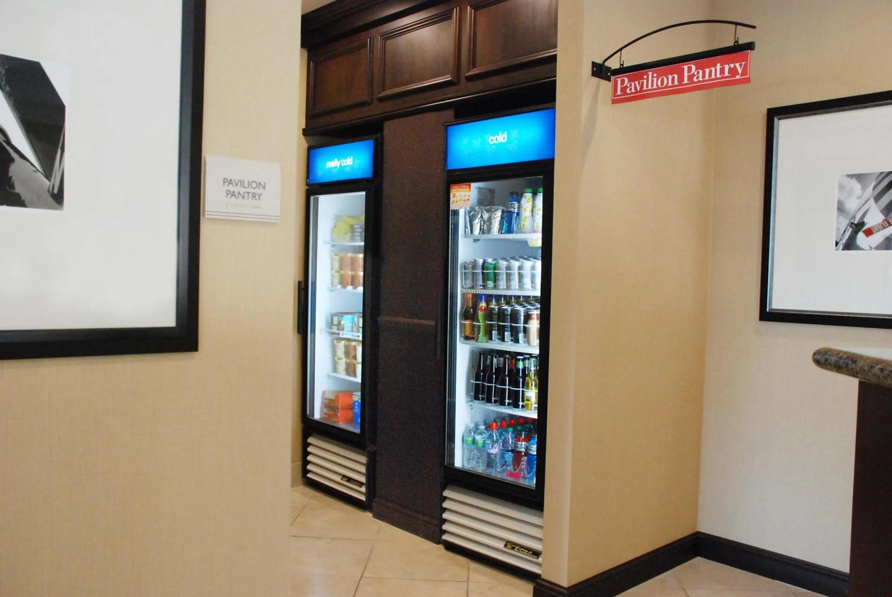 On-site shops in Hilton Garden Inn Lakeland