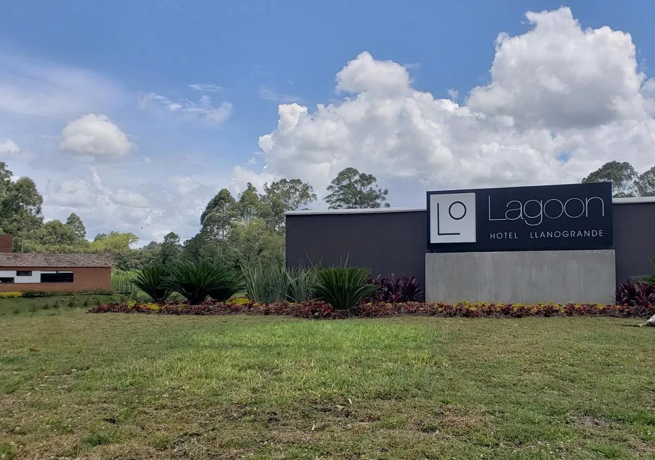 Property building in Hotel Lagoon