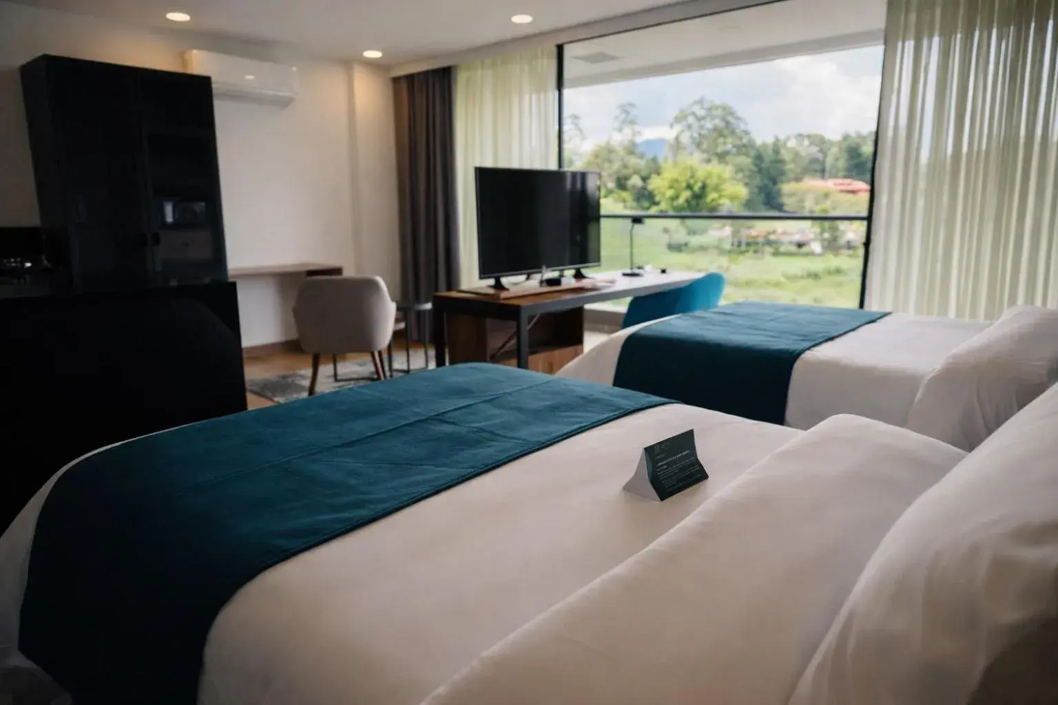 Bedroom, Bed in Hotel Lagoon Bedroom, Bed in Hotel Lagoon