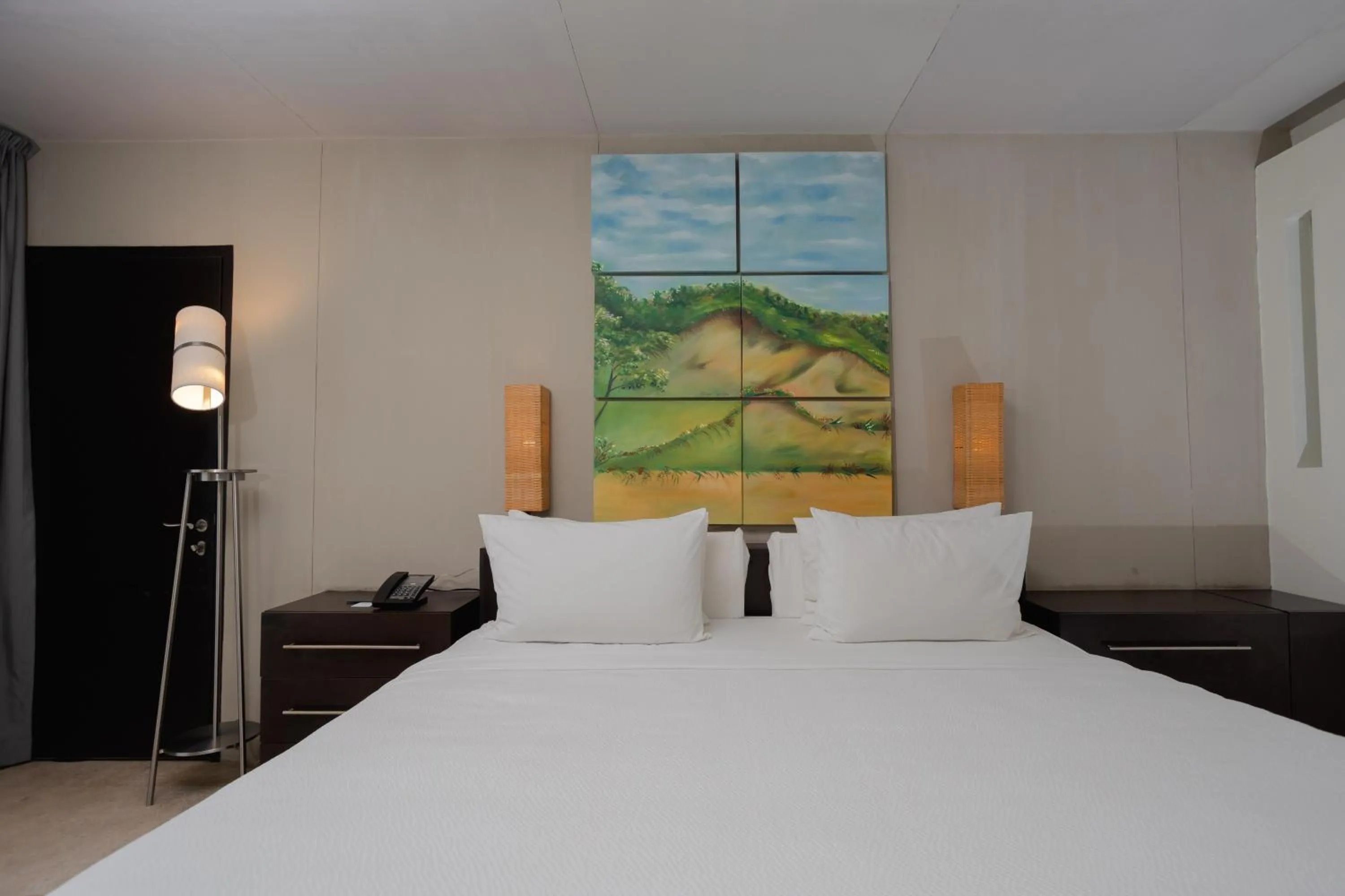 Swimming pool, Bed in Courtyard by Marriott Tuxpan Veracruz