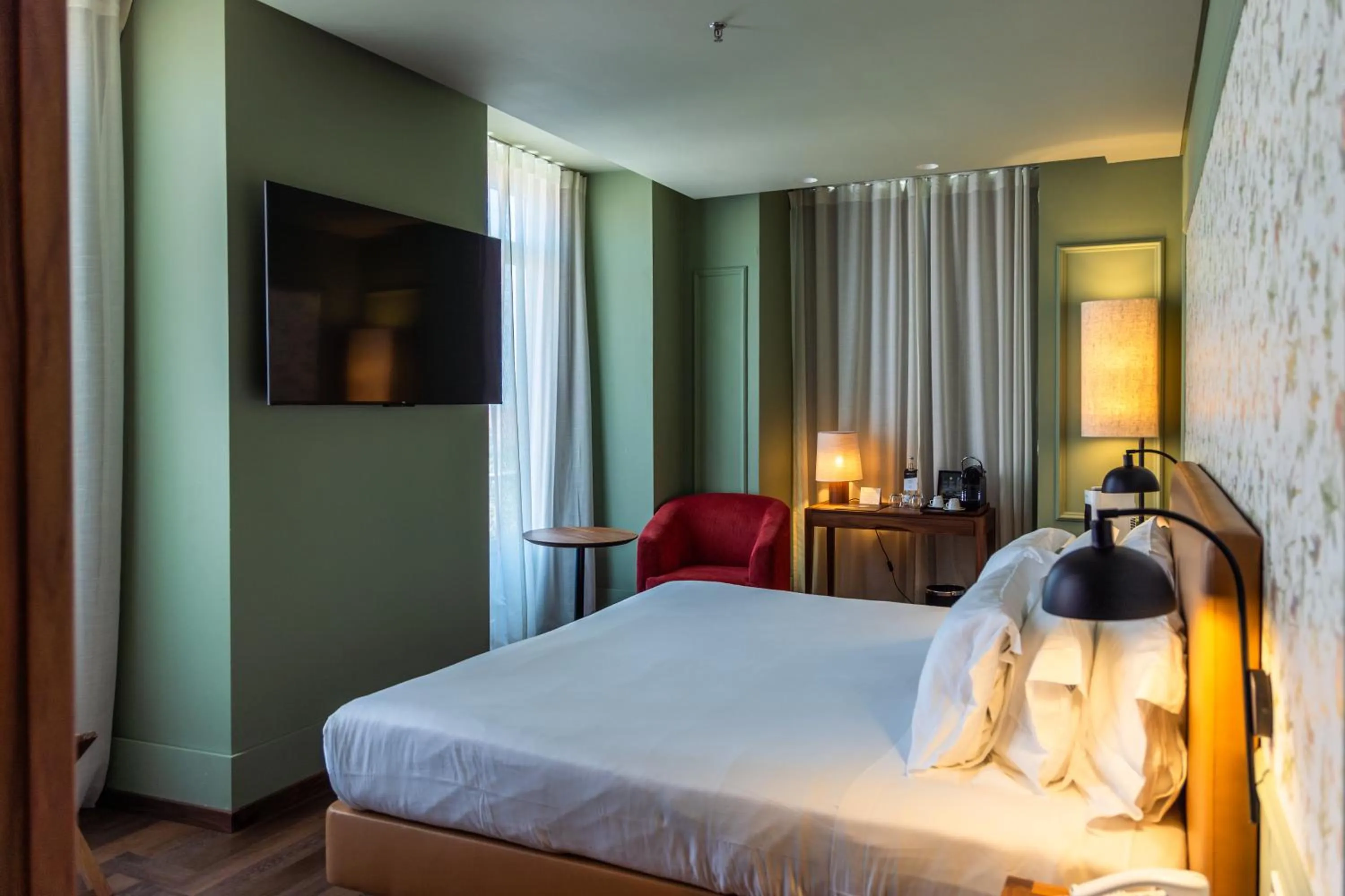 Bed in Lisboa Carmo Hotel