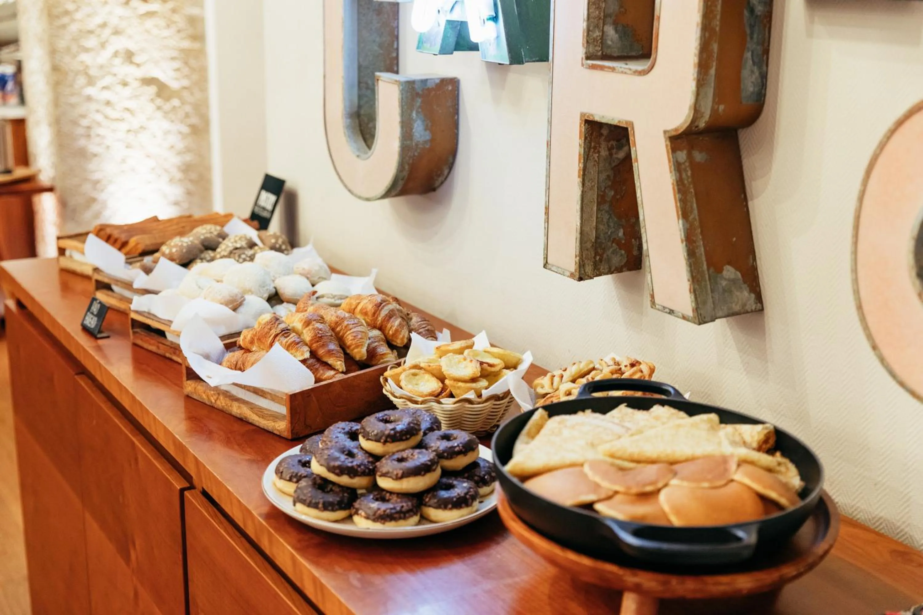 Breakfast in Lisboa Carmo Hotel