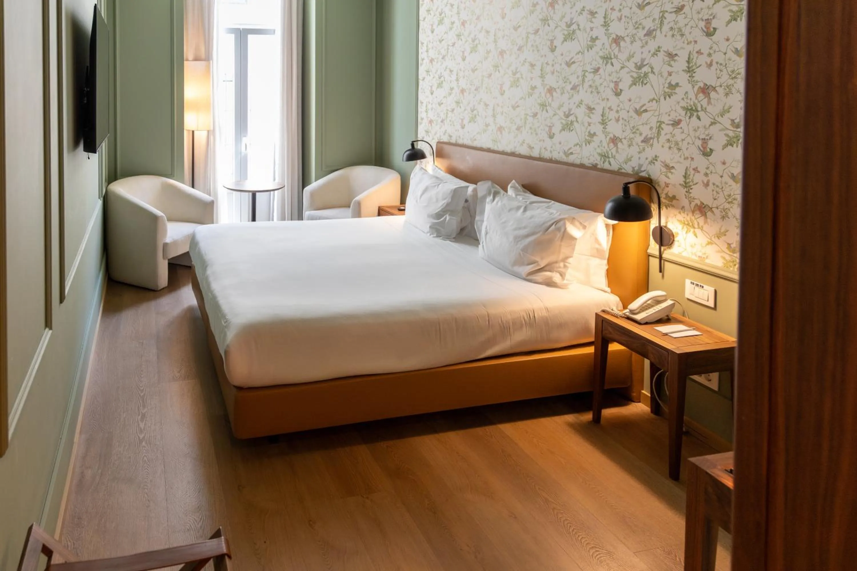 Bed in Lisboa Carmo Hotel