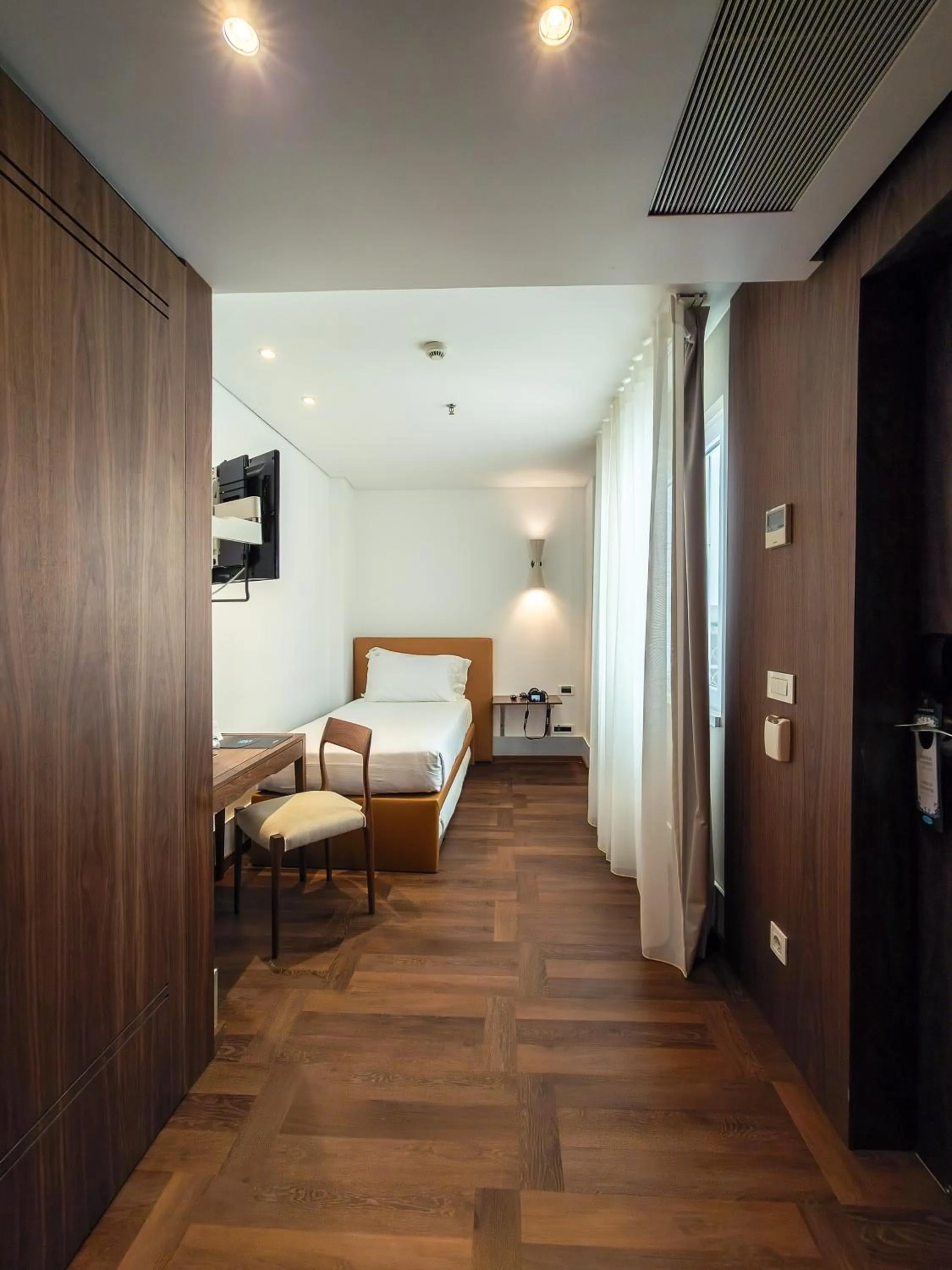 Bed in Lisboa Carmo Hotel