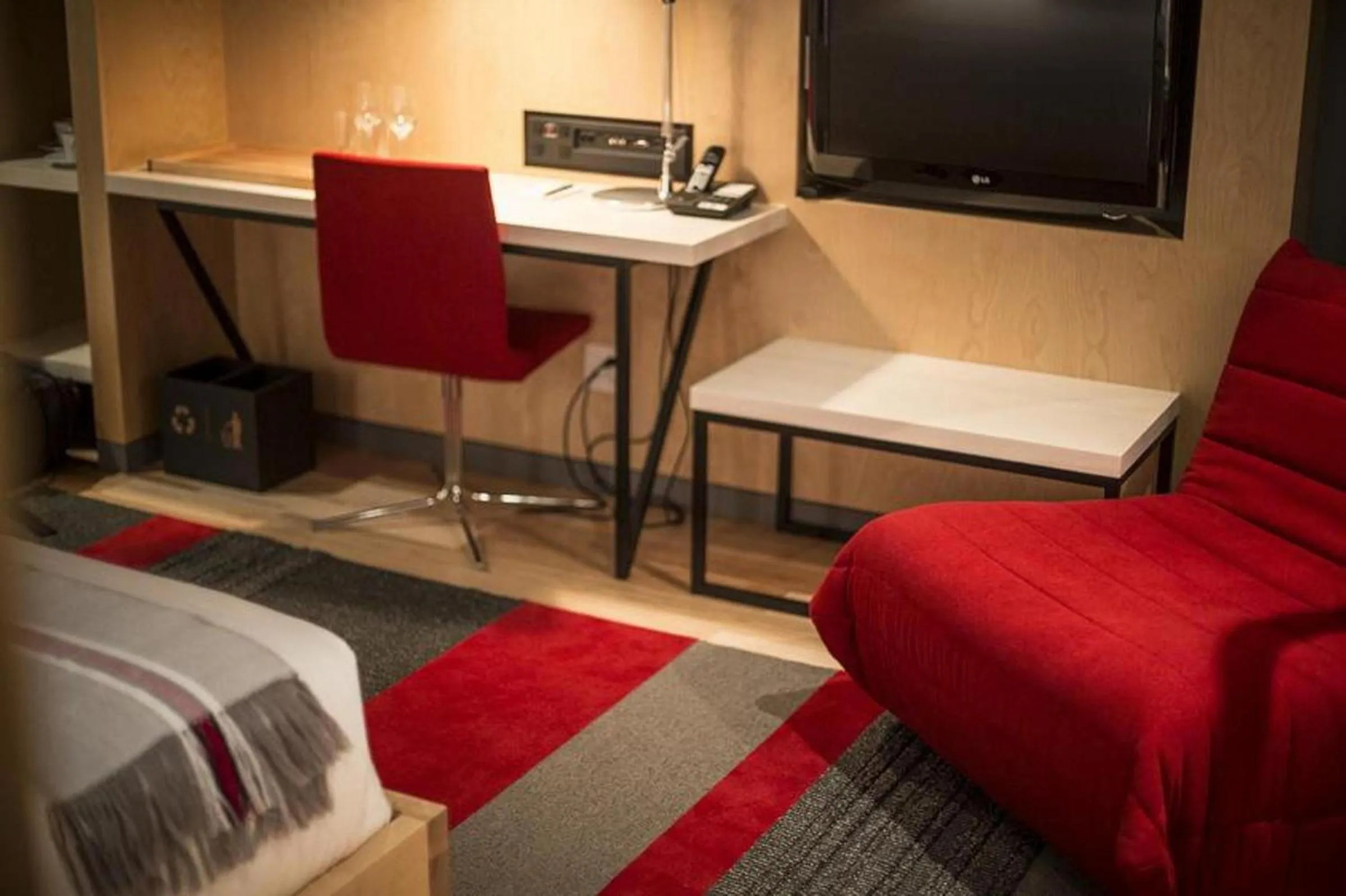 TV and multimedia in Hôtel & Spa Le Germain Charlevoix