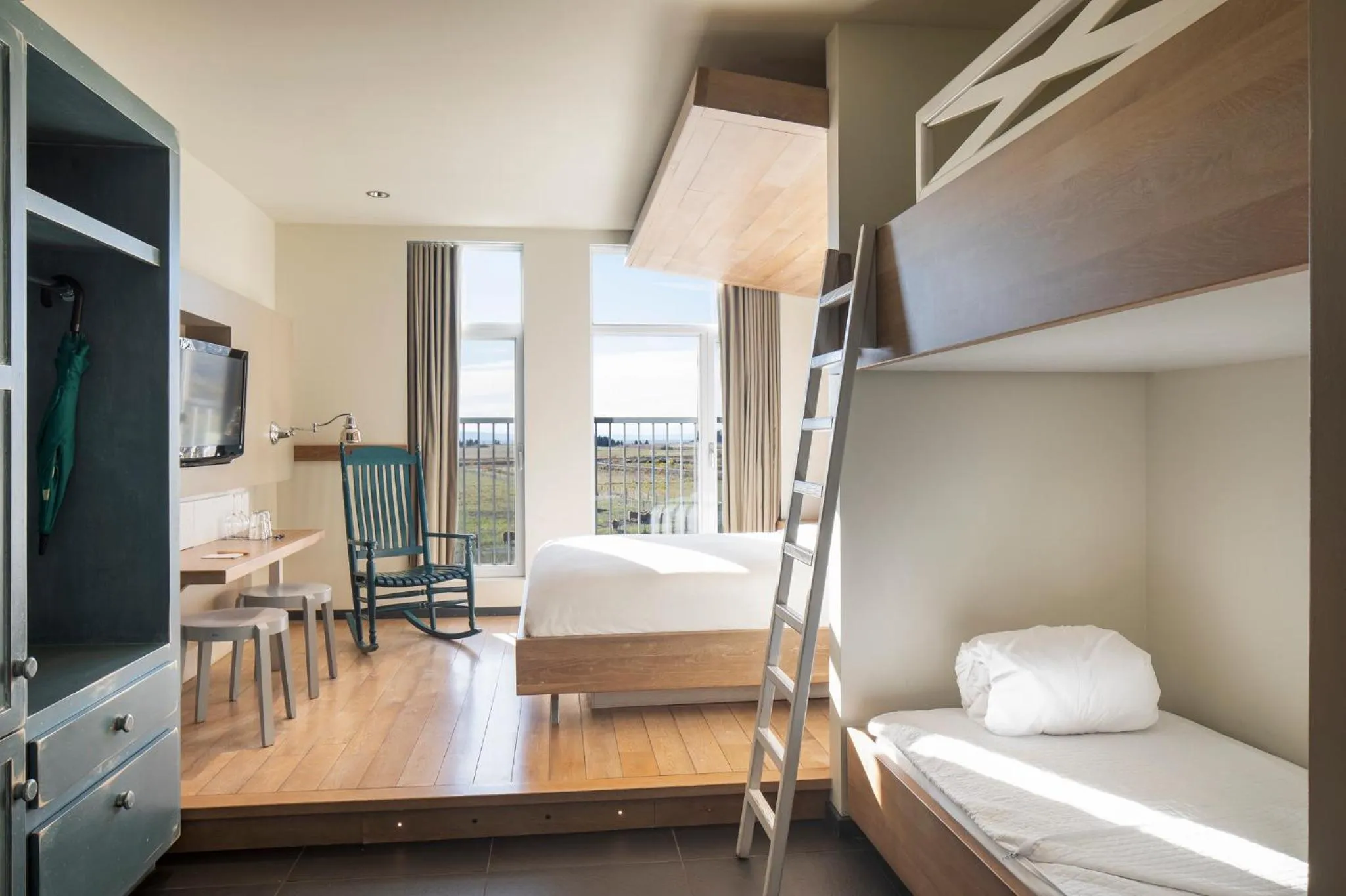 Bed in Hôtel & Spa Le Germain Charlevoix