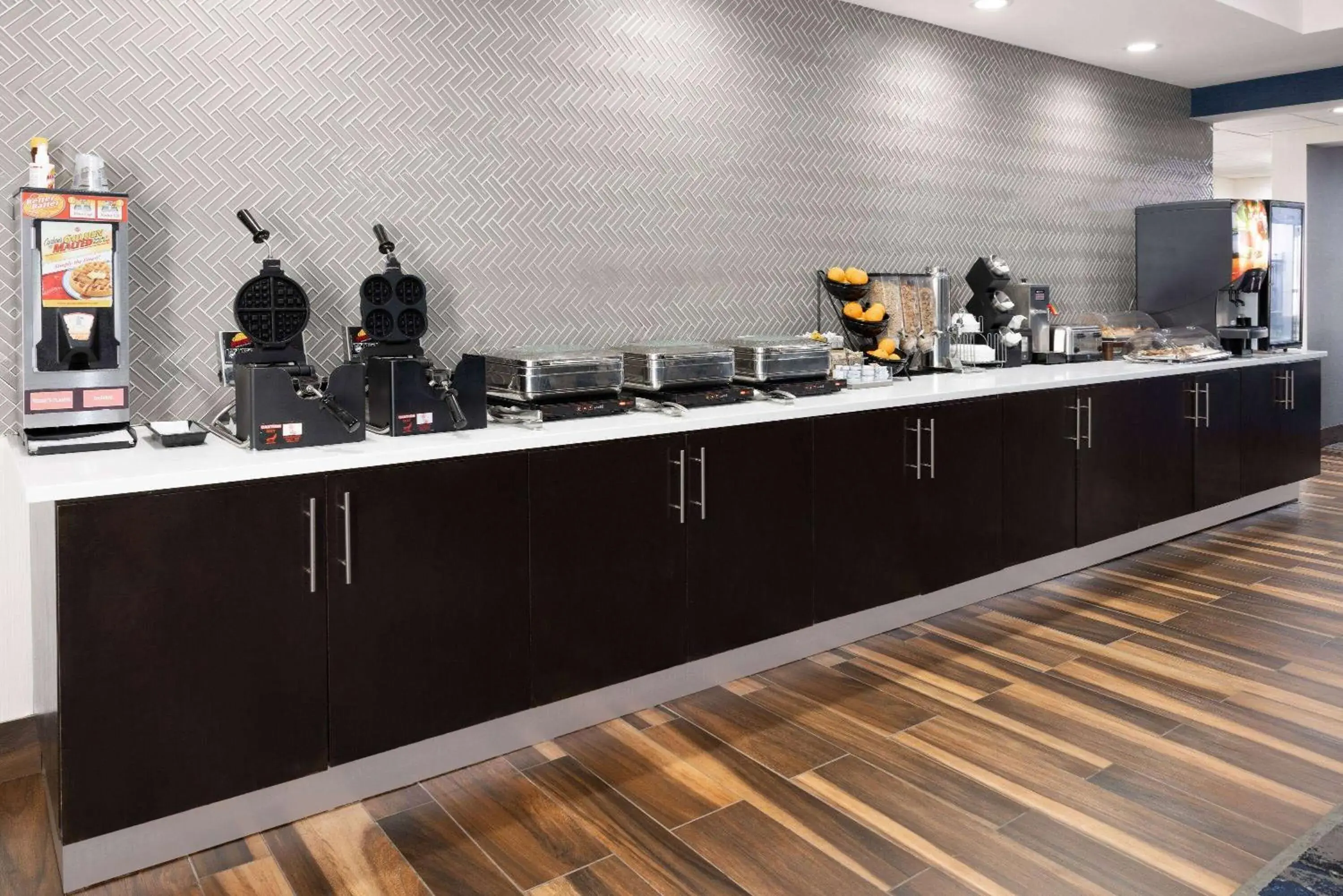 Breakfast in La Quinta by Wyndham Atlanta South - Newnan Breakfast in La Quinta by Wyndham Atlanta South - Newnan