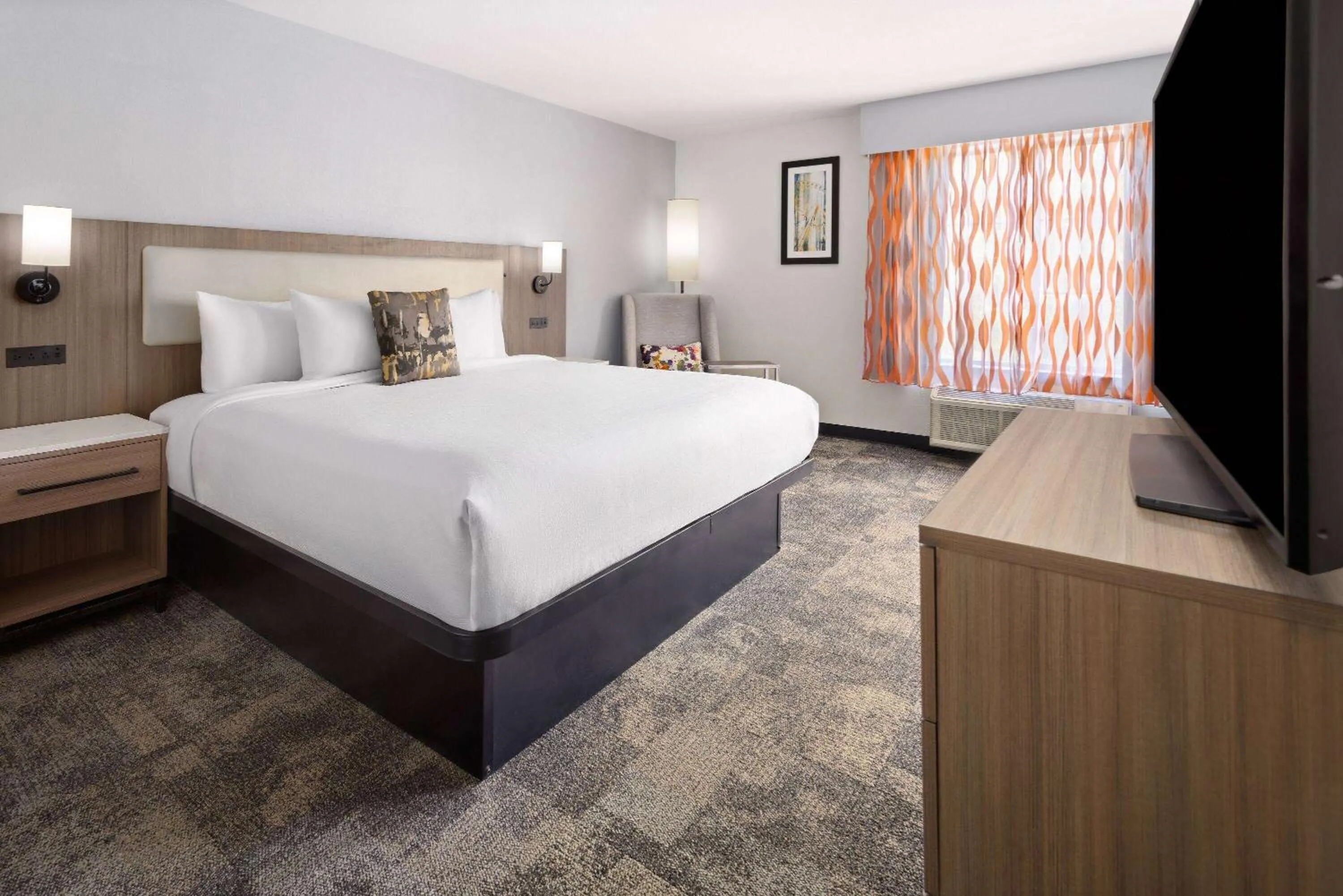 Photo of the whole room, Bed in La Quinta by Wyndham Atlanta South - Newnan