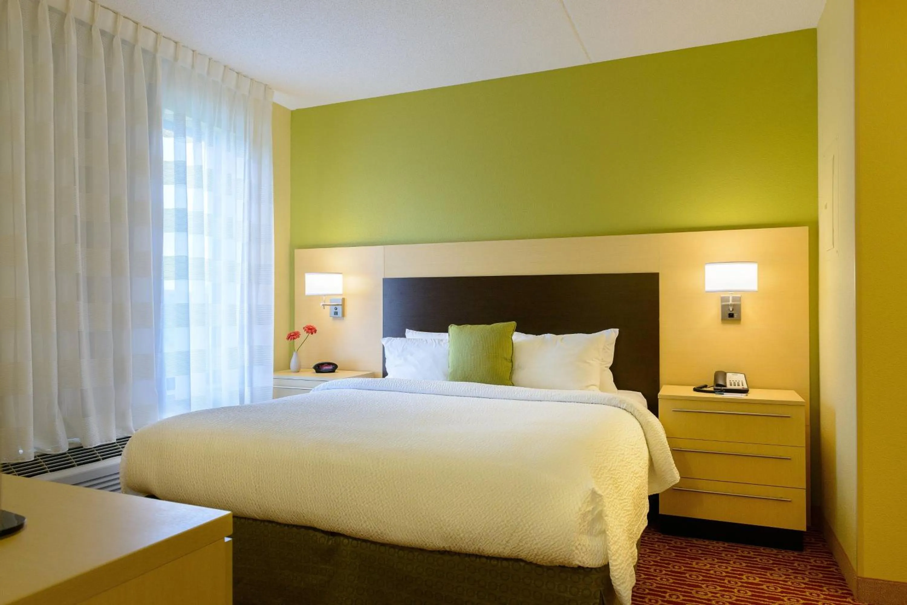 Bedroom, Bed in TownePlace Suites by Marriott Frederick