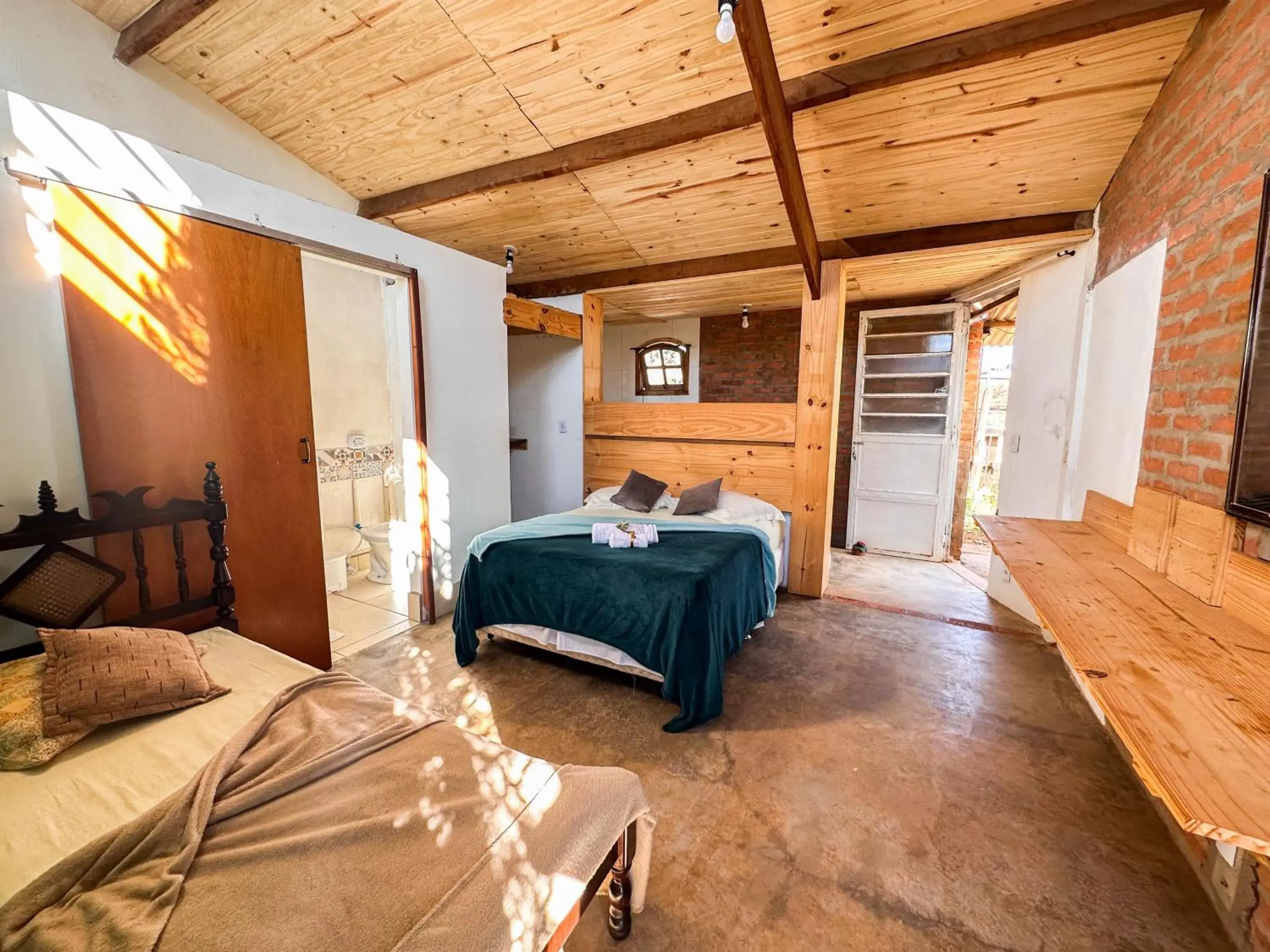 Luxury Quadruple Room - single occupancy in Pousada Vale das Primaveras Luxury Quadruple Room - single occupancy in Pousada Vale das Primaveras