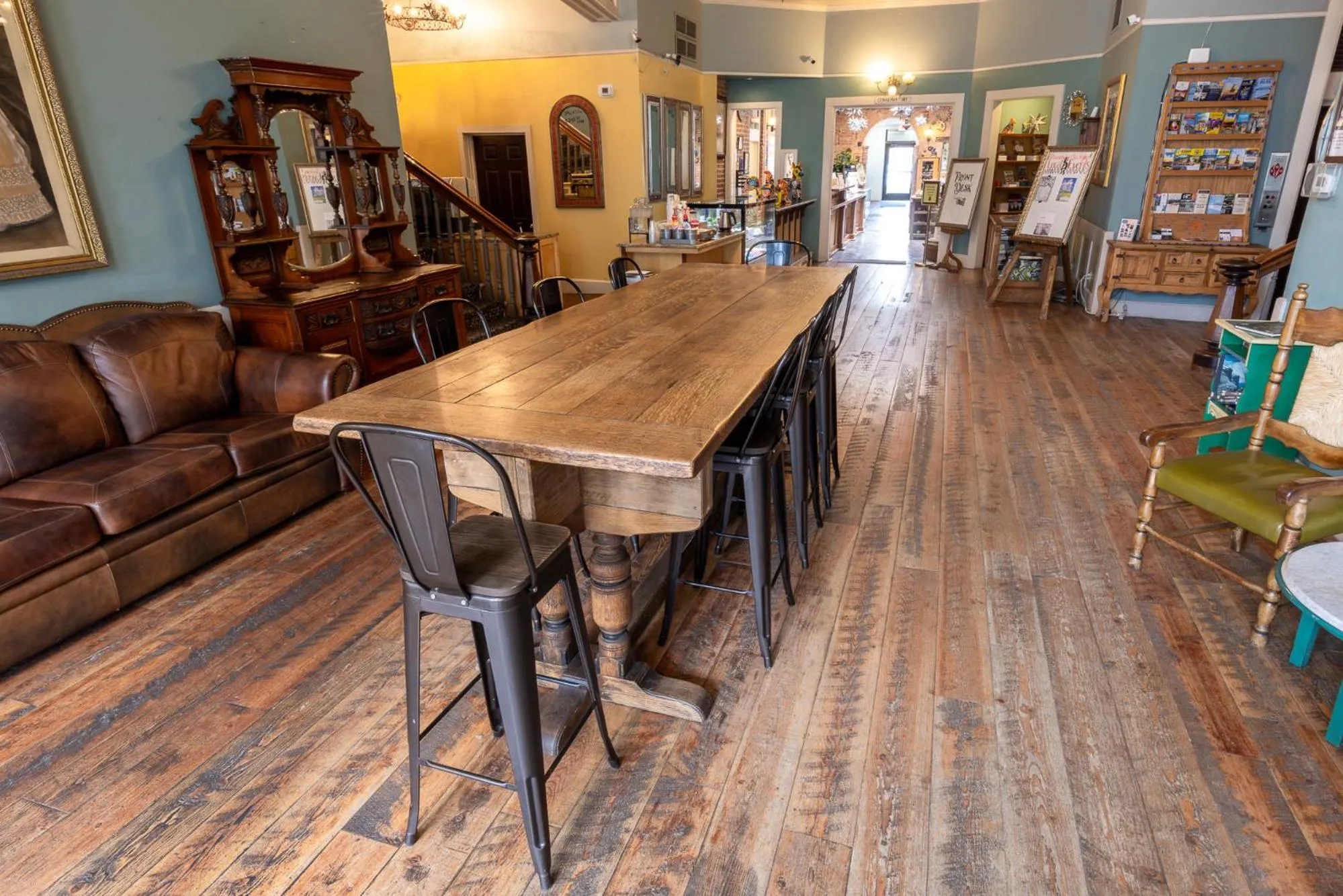 Historic Plaza Hotel