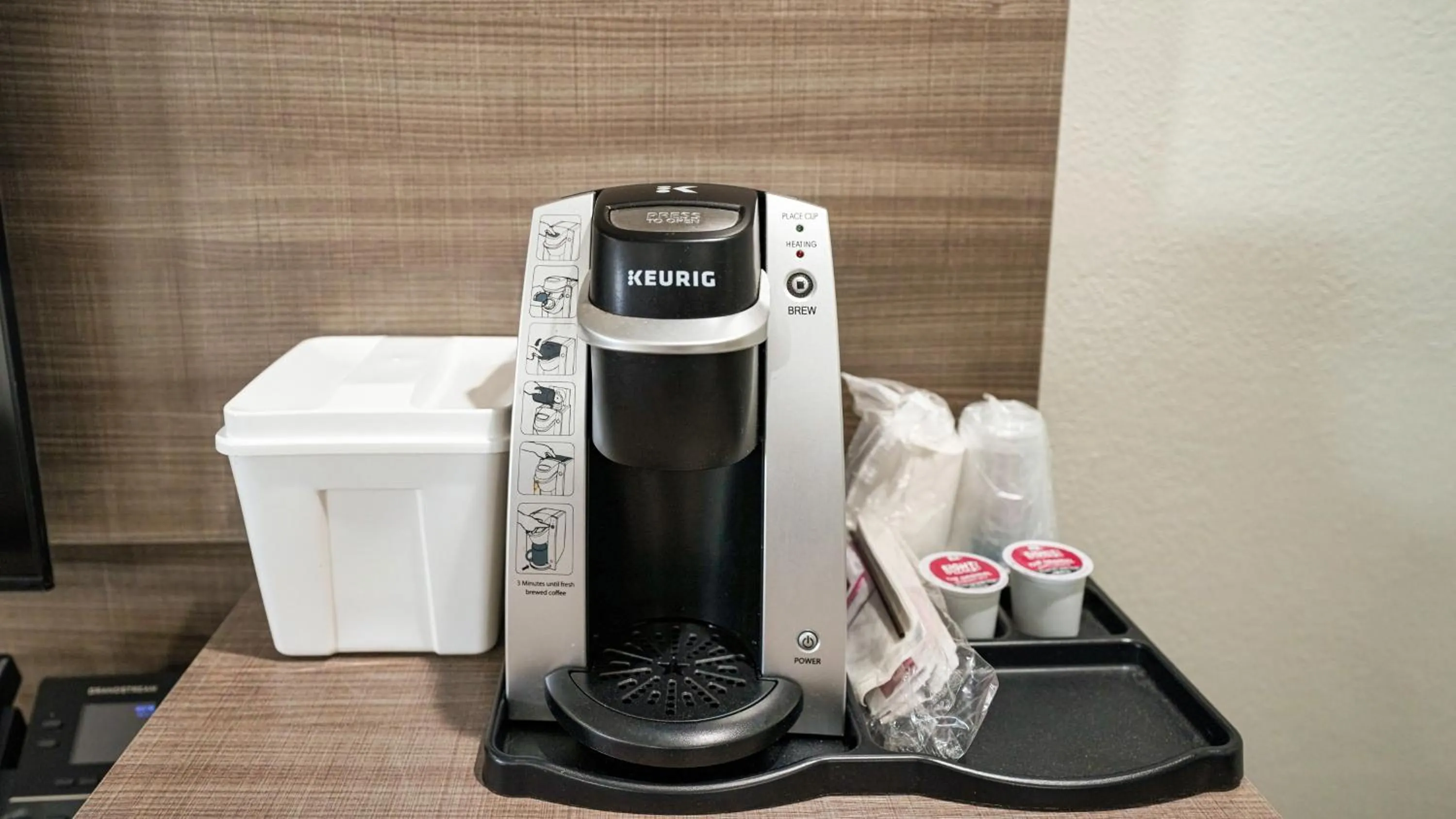 Coffee/tea facilities in Americas Best Value Inn, Antioch
