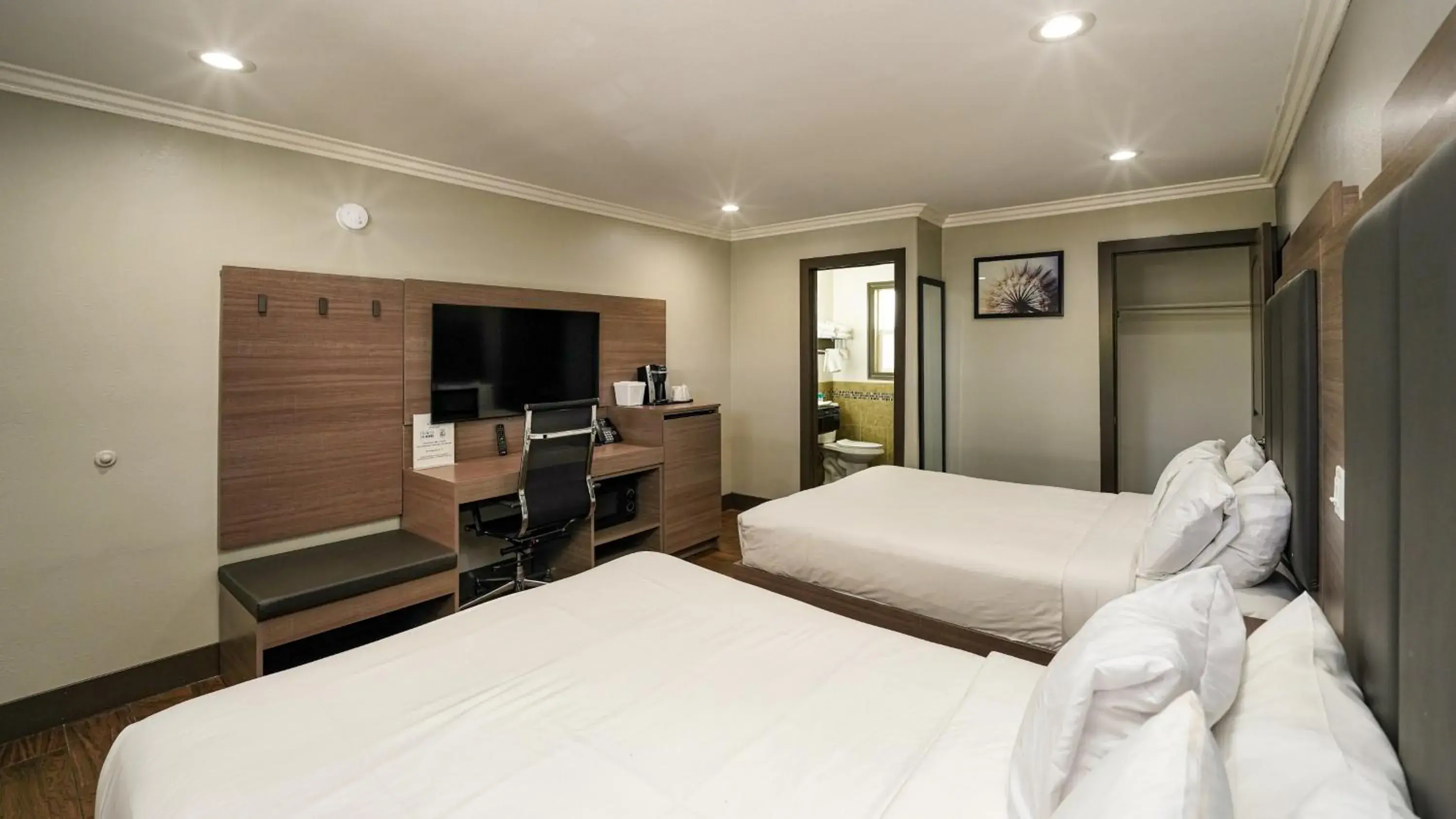 Bed in Americas Best Value Inn, Antioch Bed in Americas Best Value Inn, Antioch