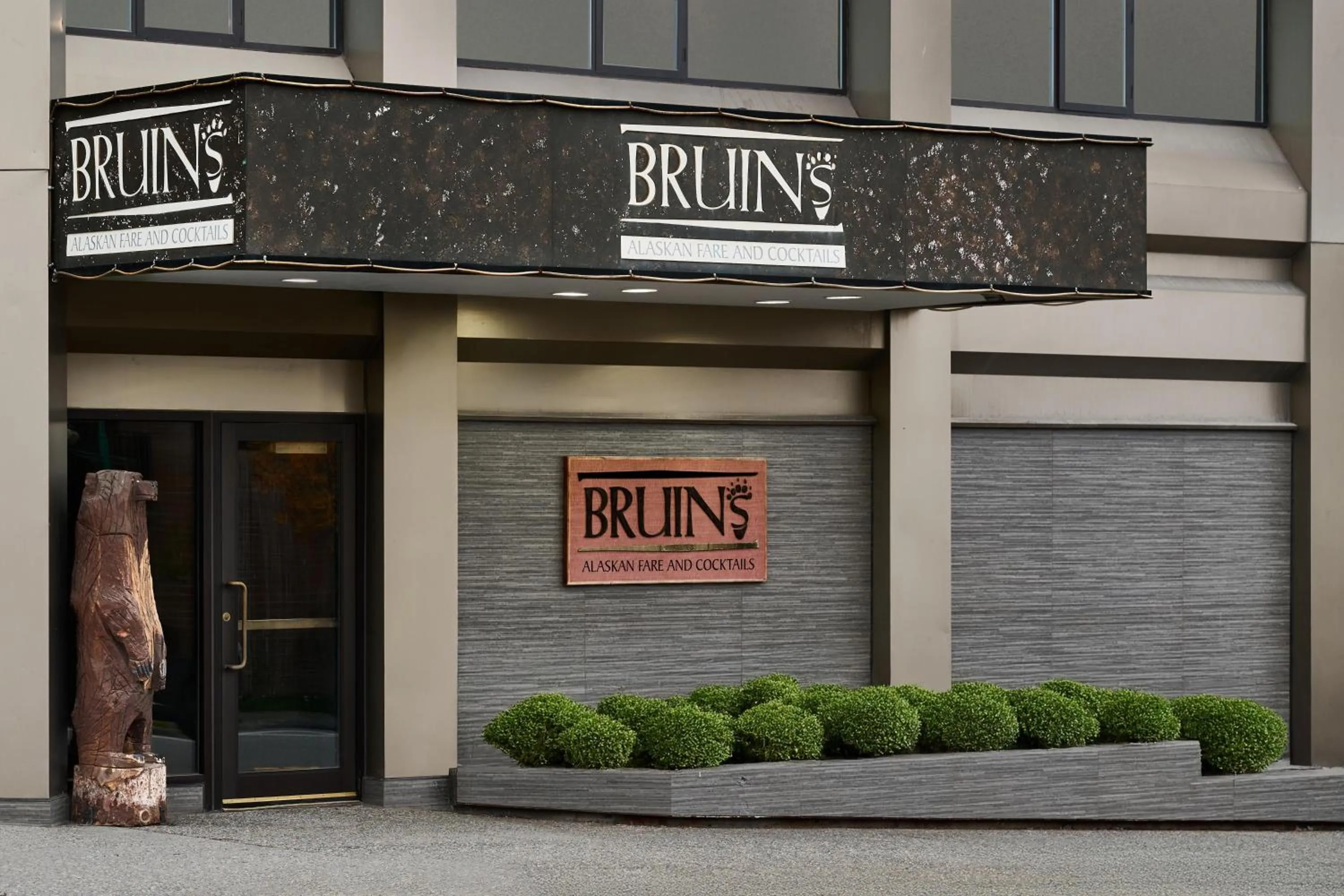 Property building in Hilton Anchorage