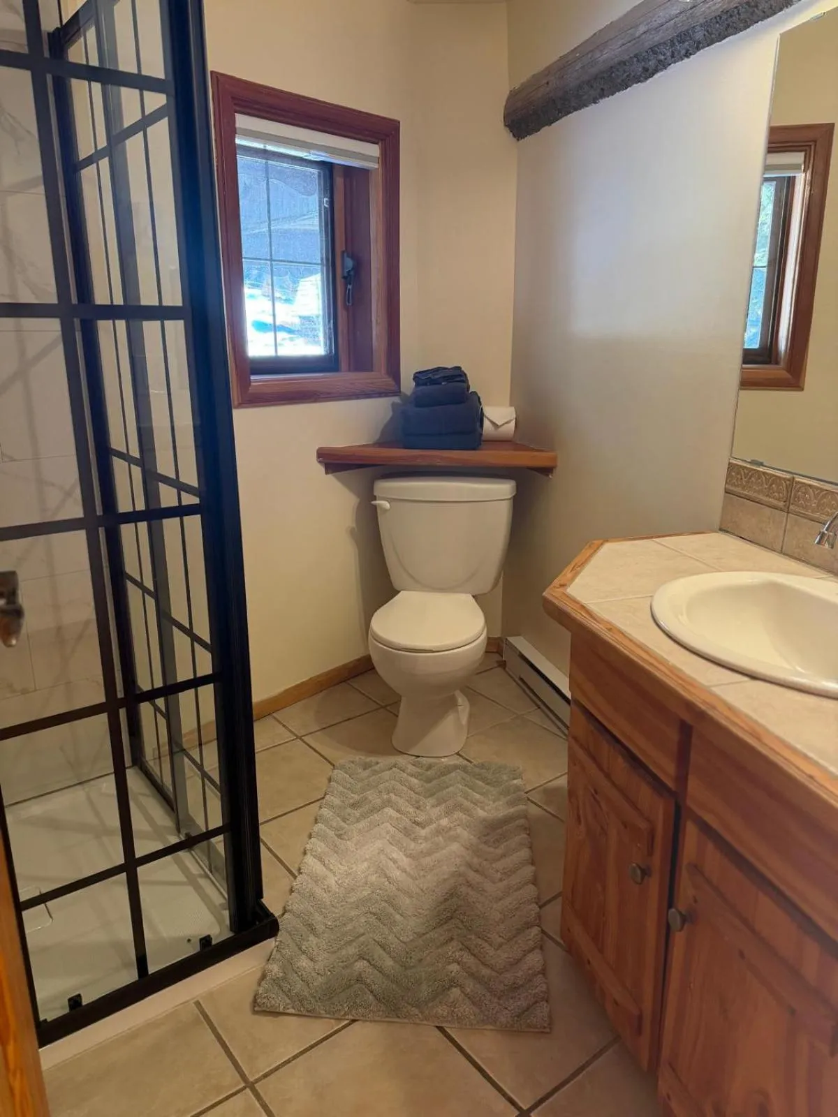 Shower in Nakiska Bear Ranch