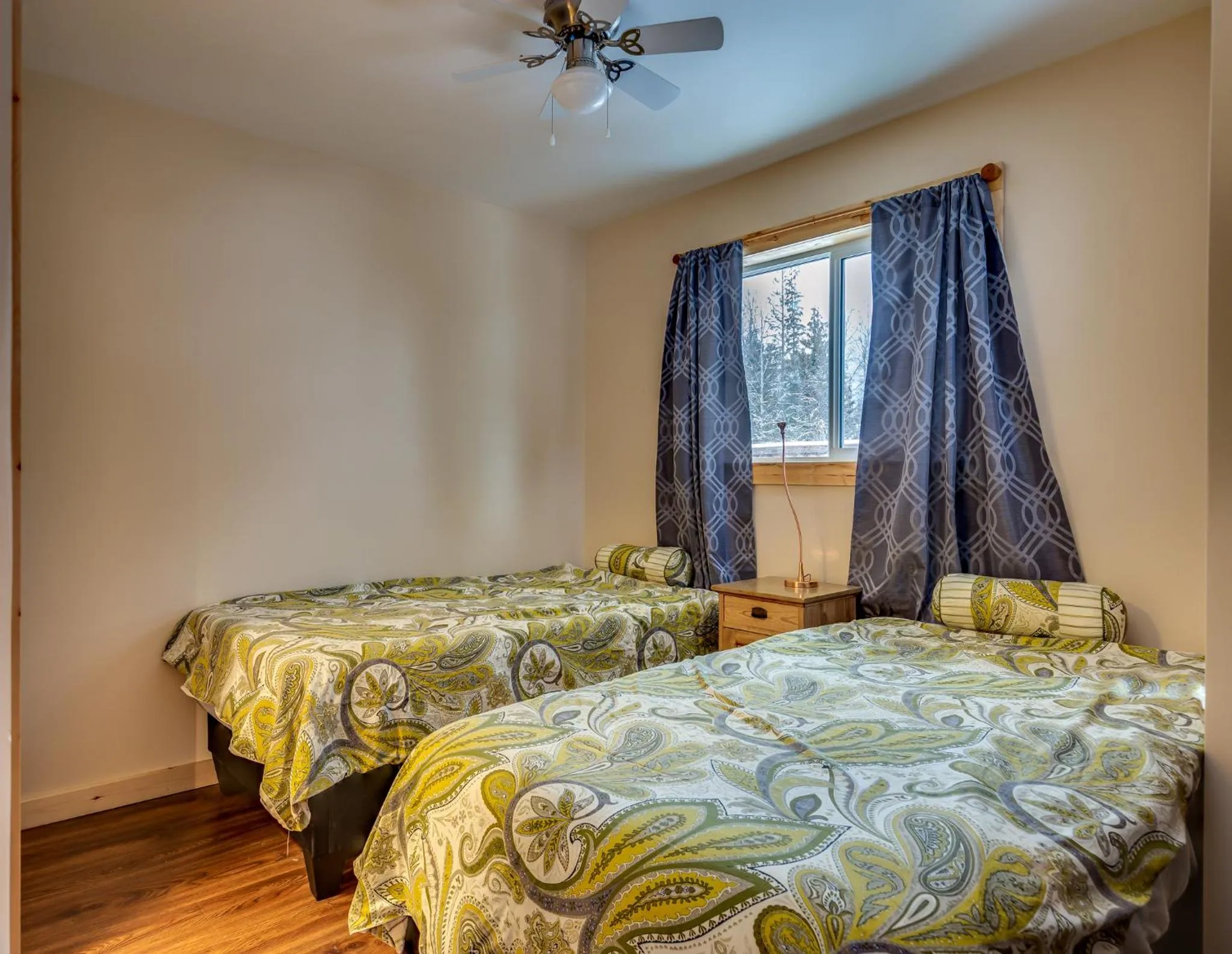 Bedroom, Bed in Nakiska Bear Ranch