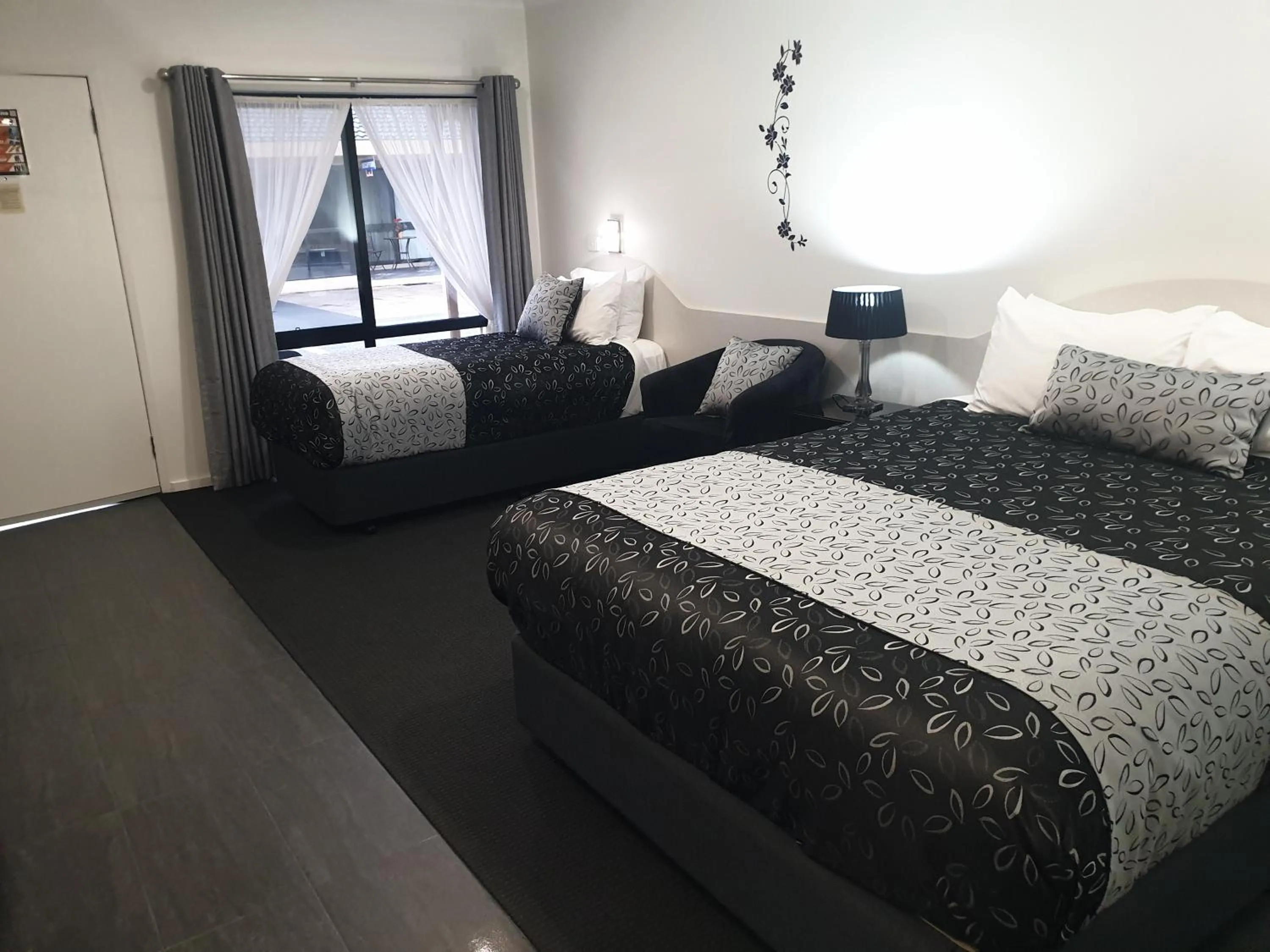 Bedroom, Bed in Comfort Inn May Park