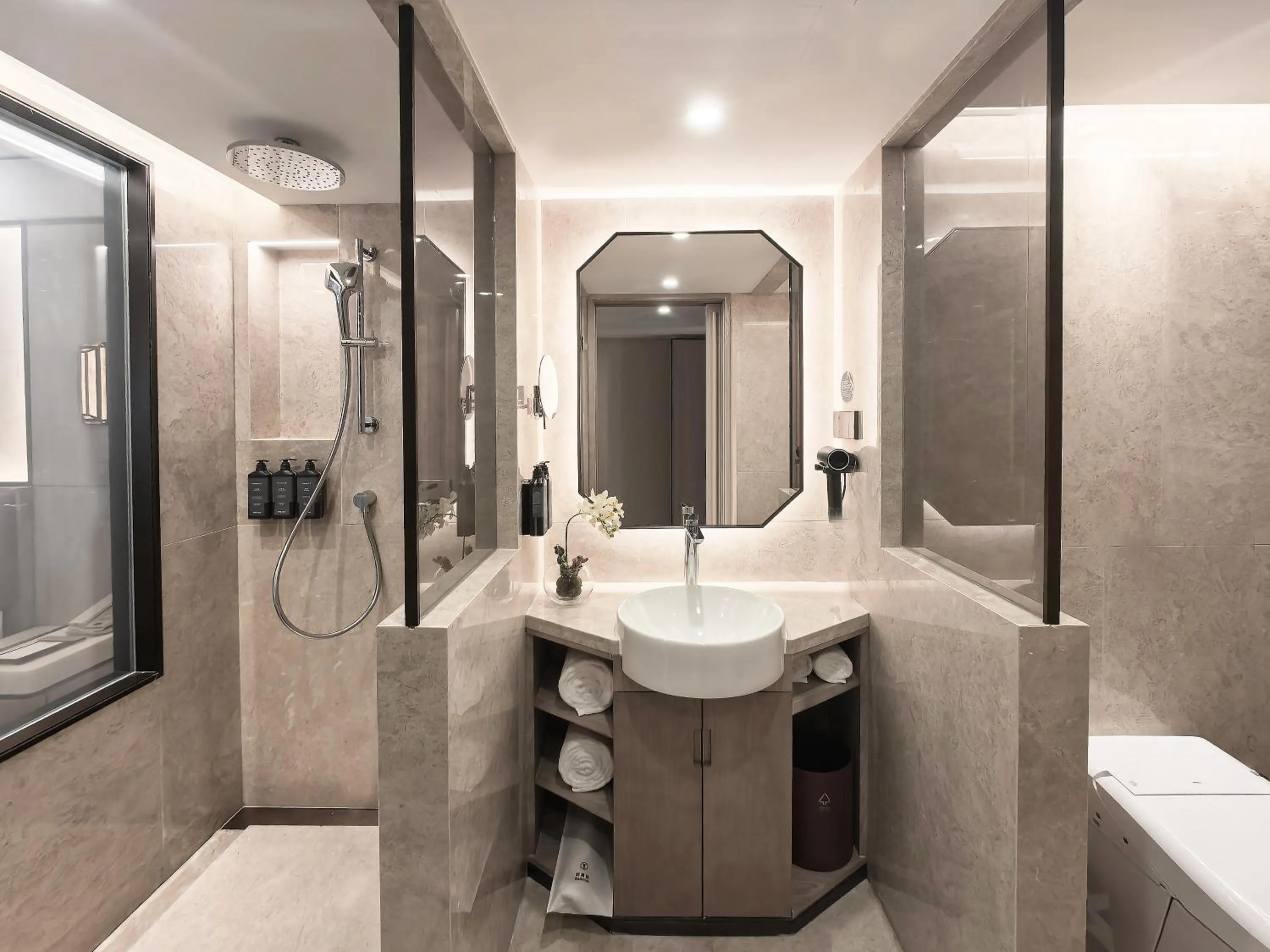 Beijing International Hotel