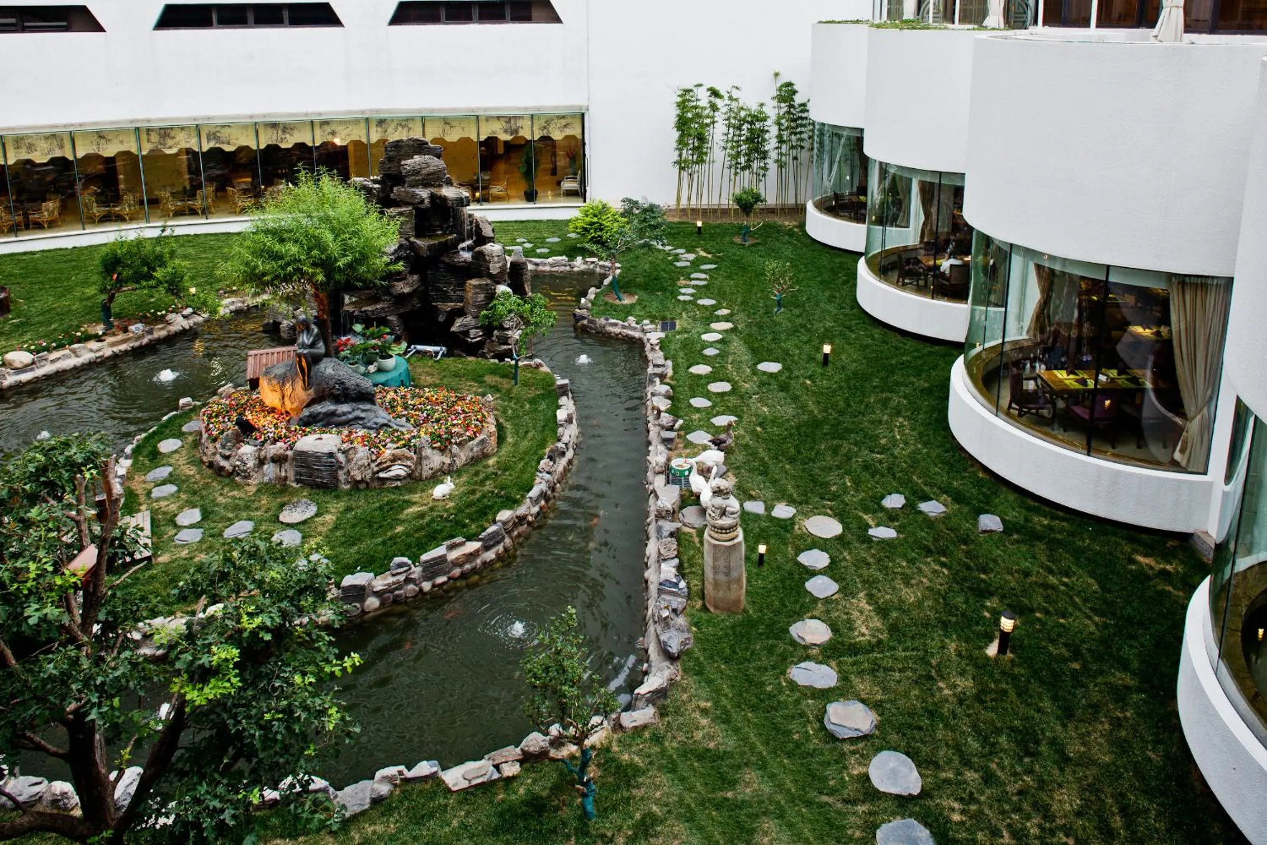 Facade/entrance in Beijing International Hotel