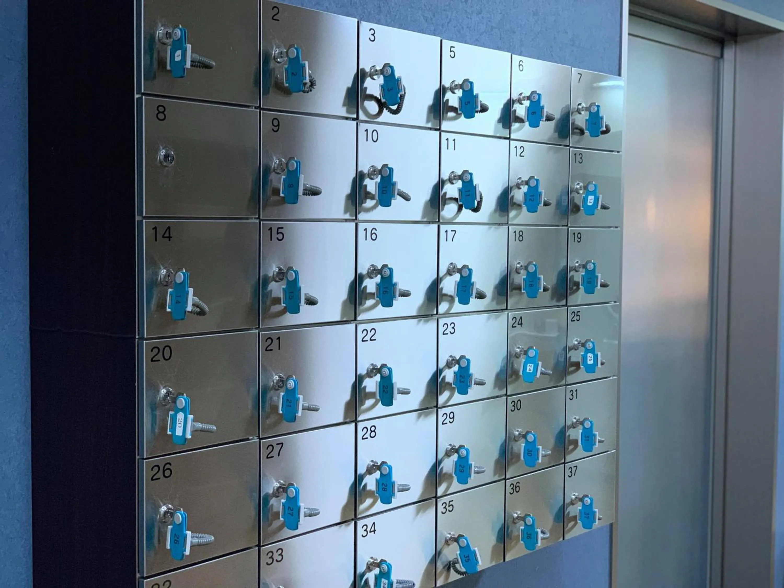 microwave in Niigata Daiichi Hotel