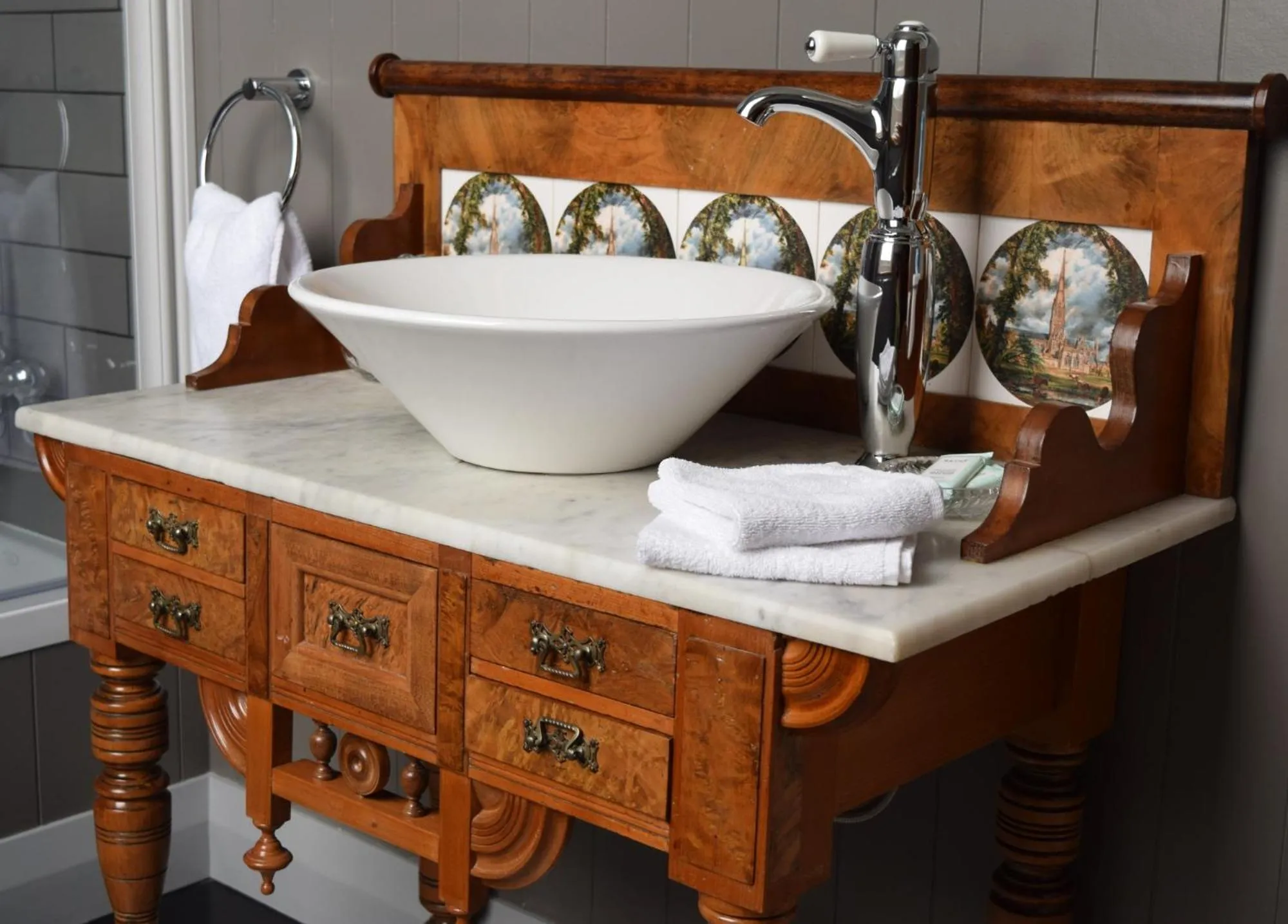 Bathroom in Left Bank