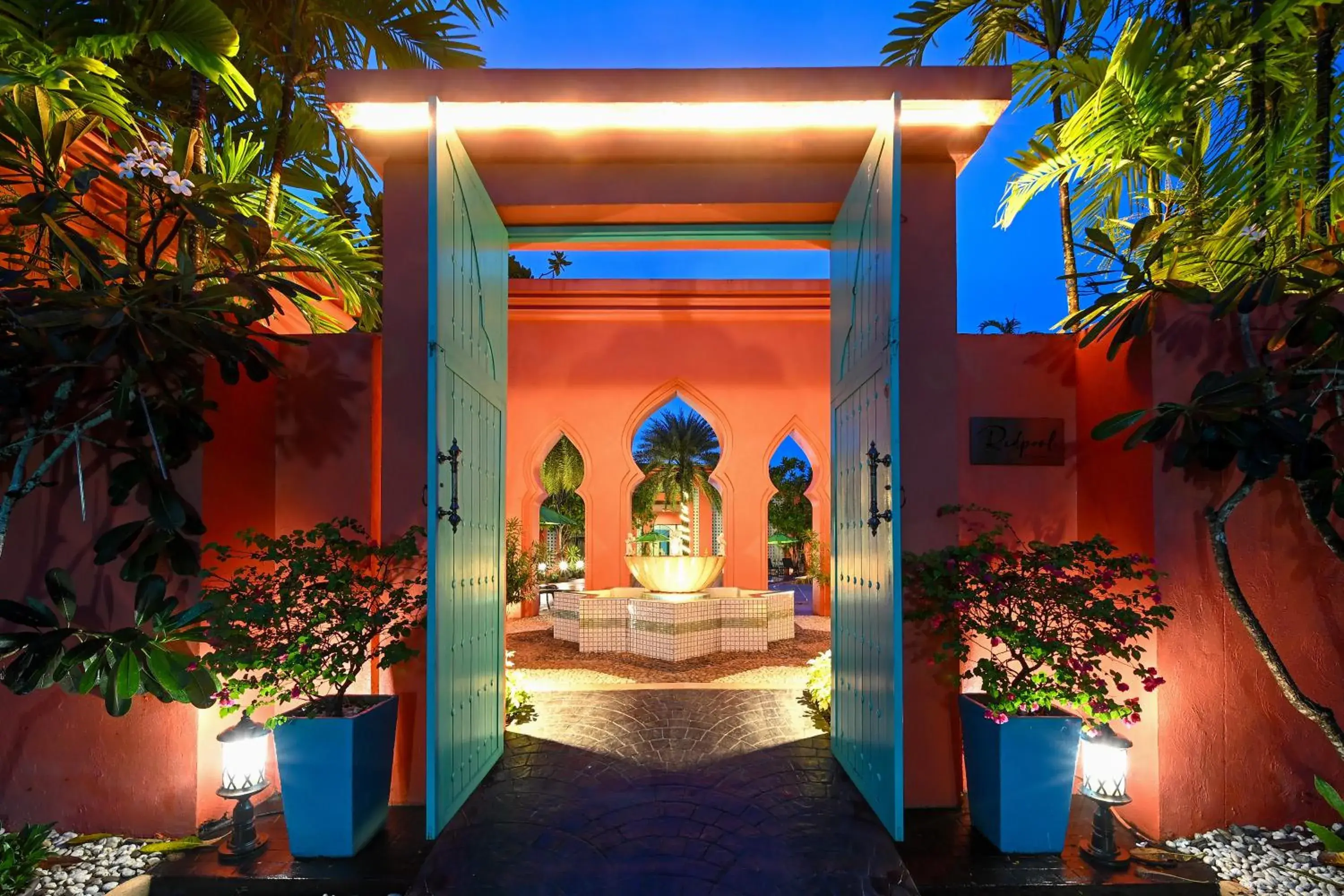 Facade/entrance in The Kiri Villas Resort Facade/entrance in The Kiri Villas Resort