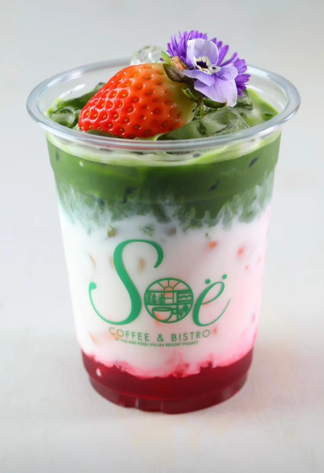 Food and drinks in The Kiri Villas Resort