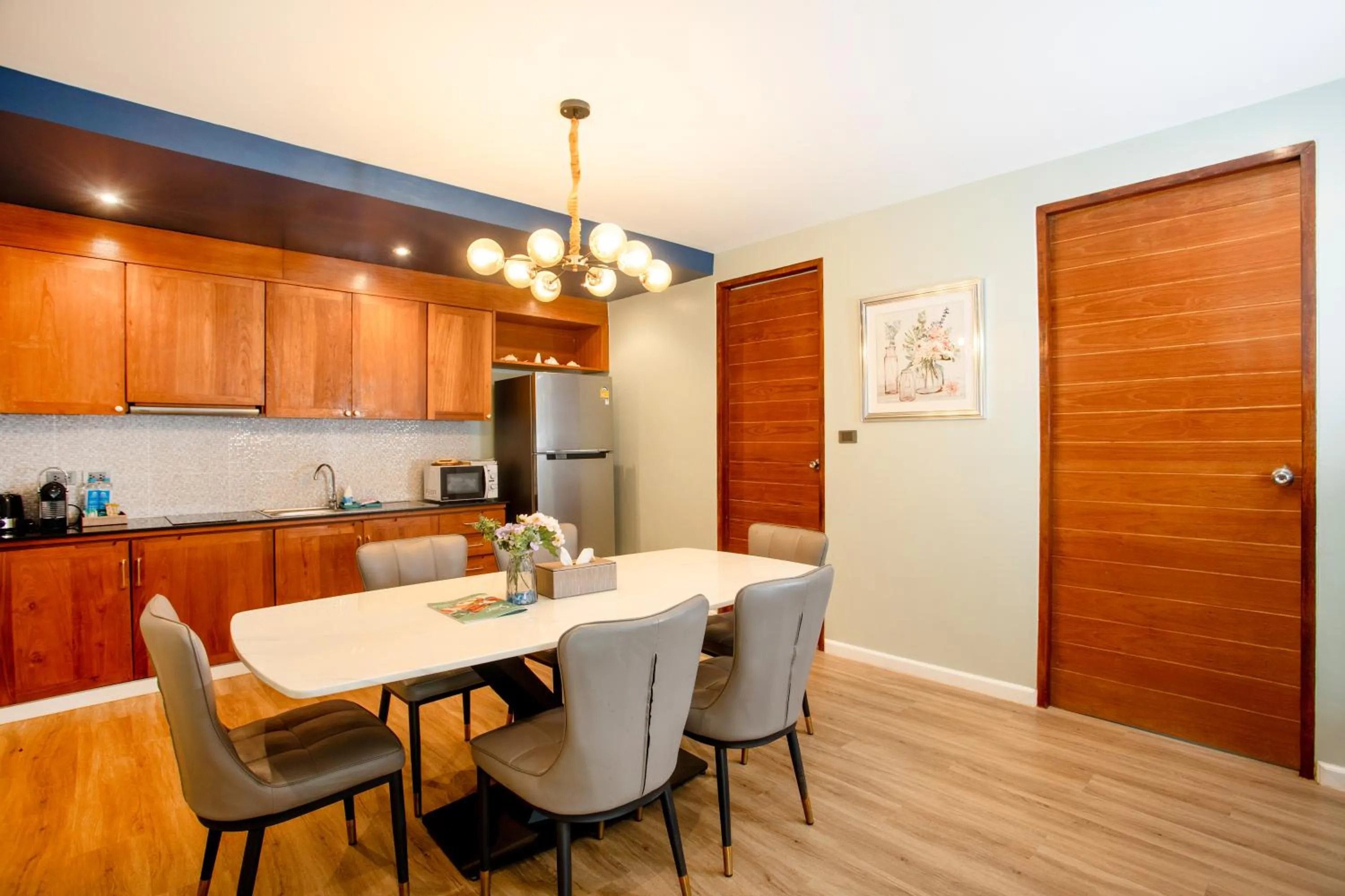 Kitchen or kitchenette in The Kiri Villas Resort