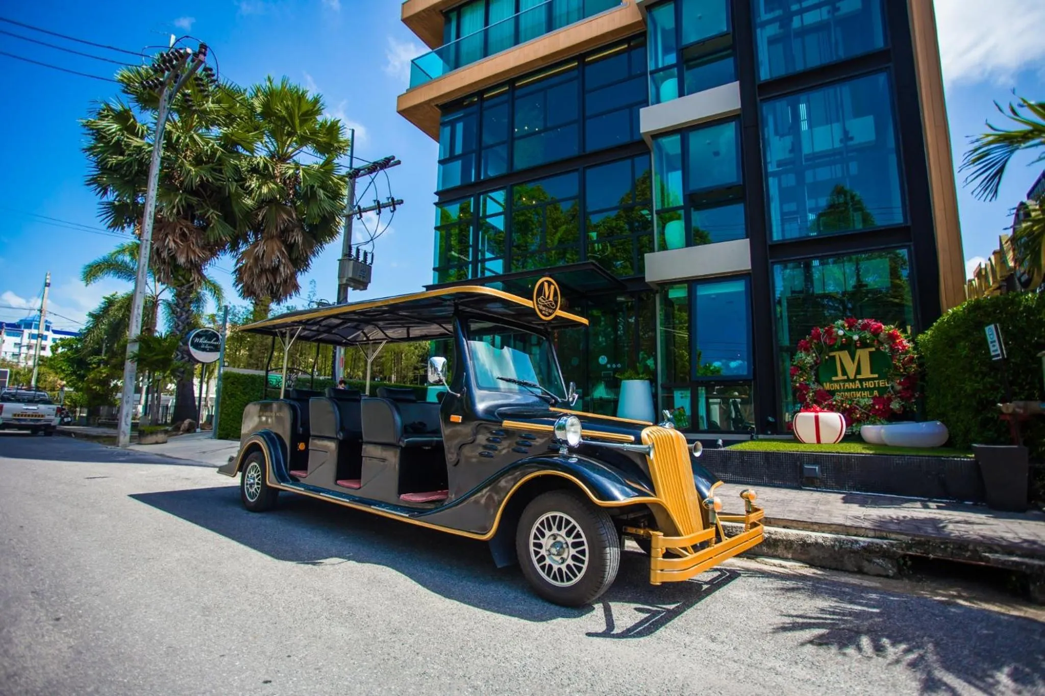 Nearby landmark in Montana Hotel Songkhla