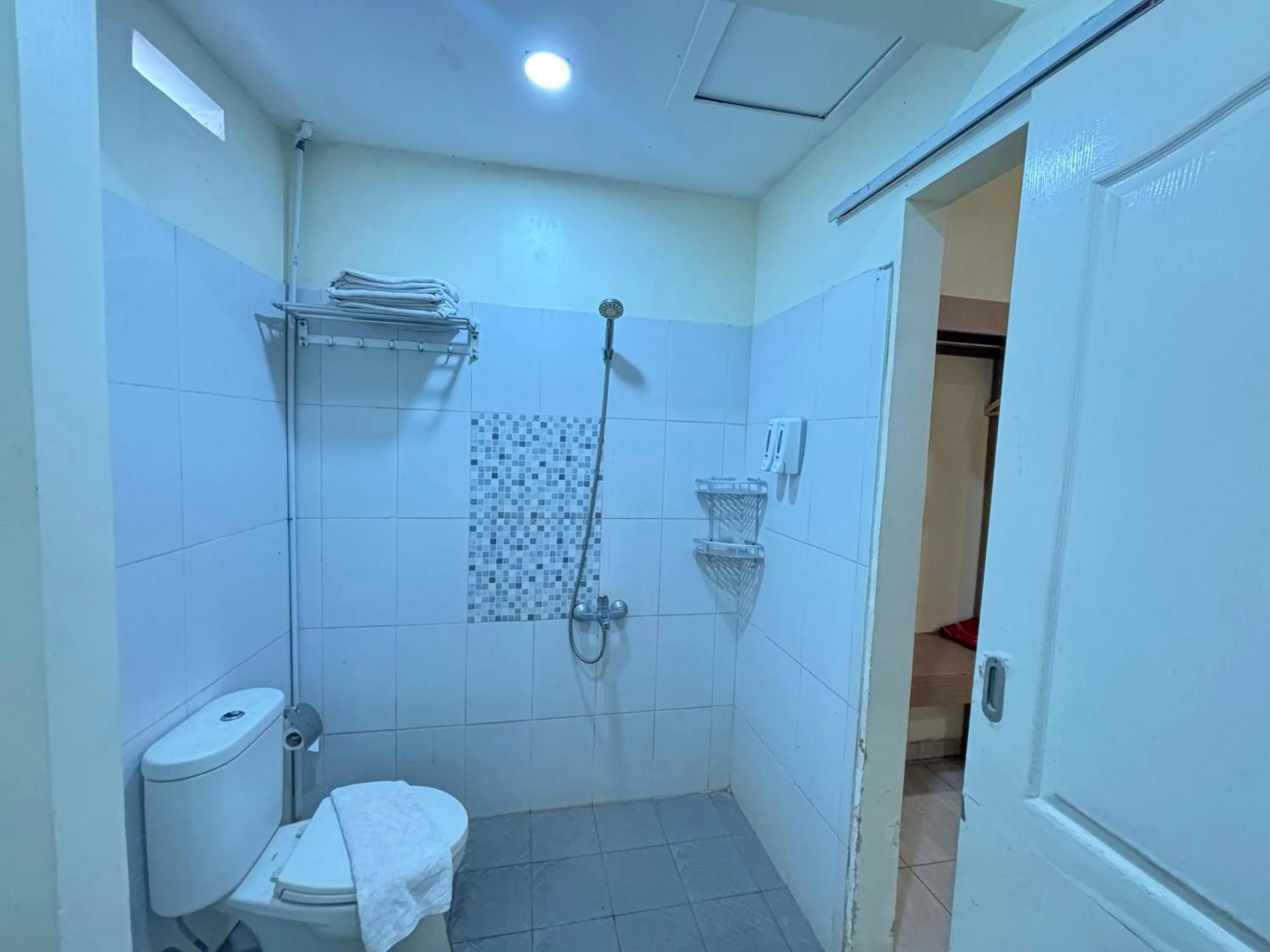 Bathroom in Muara Inn ternate