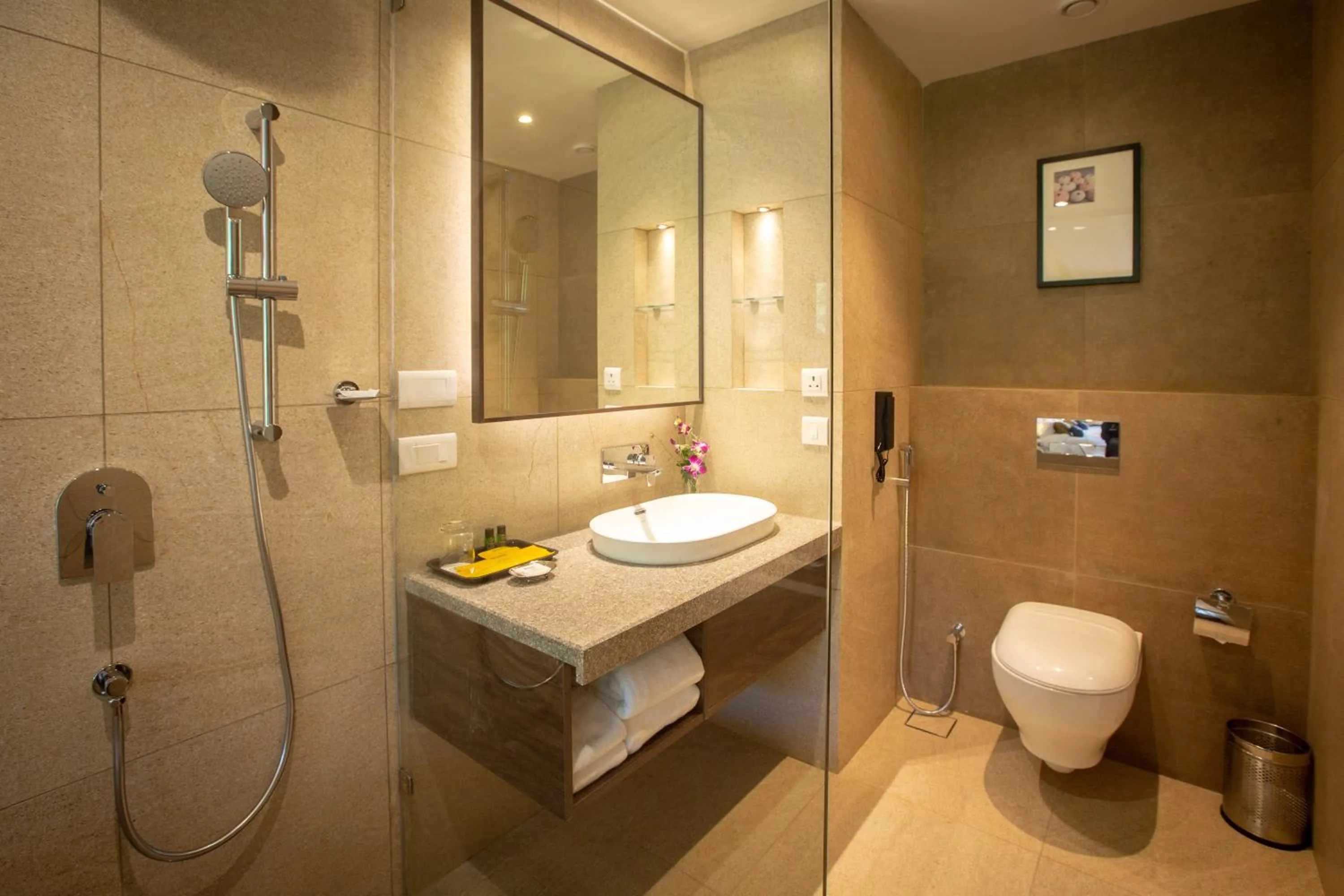 Bathroom in Nanu Resort , Arambol