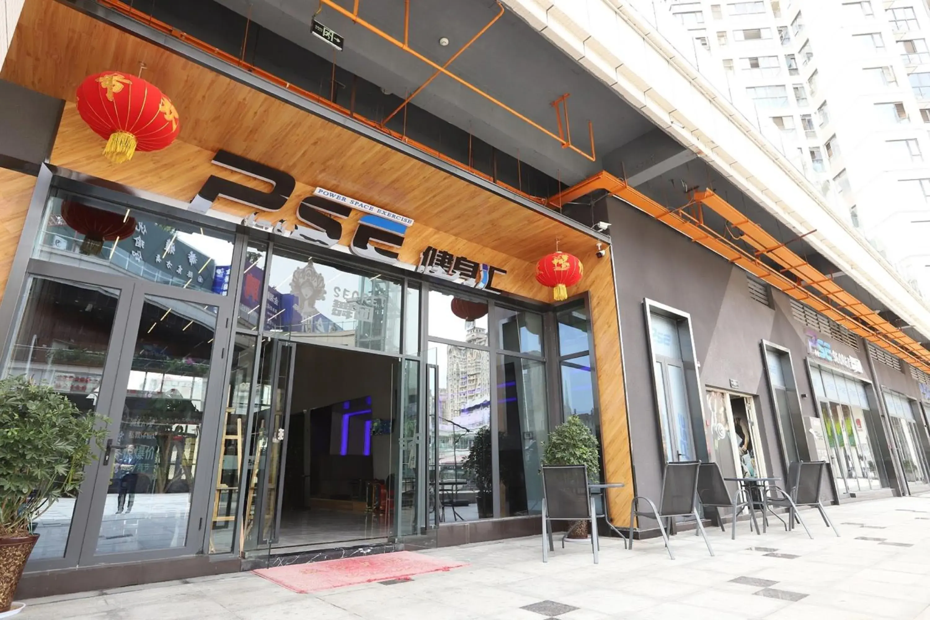 Lobby or reception in Holiday Inn Express Chengdu Xindu by IHG Lobby or reception in Holiday Inn Express Chengdu Xindu by IHG