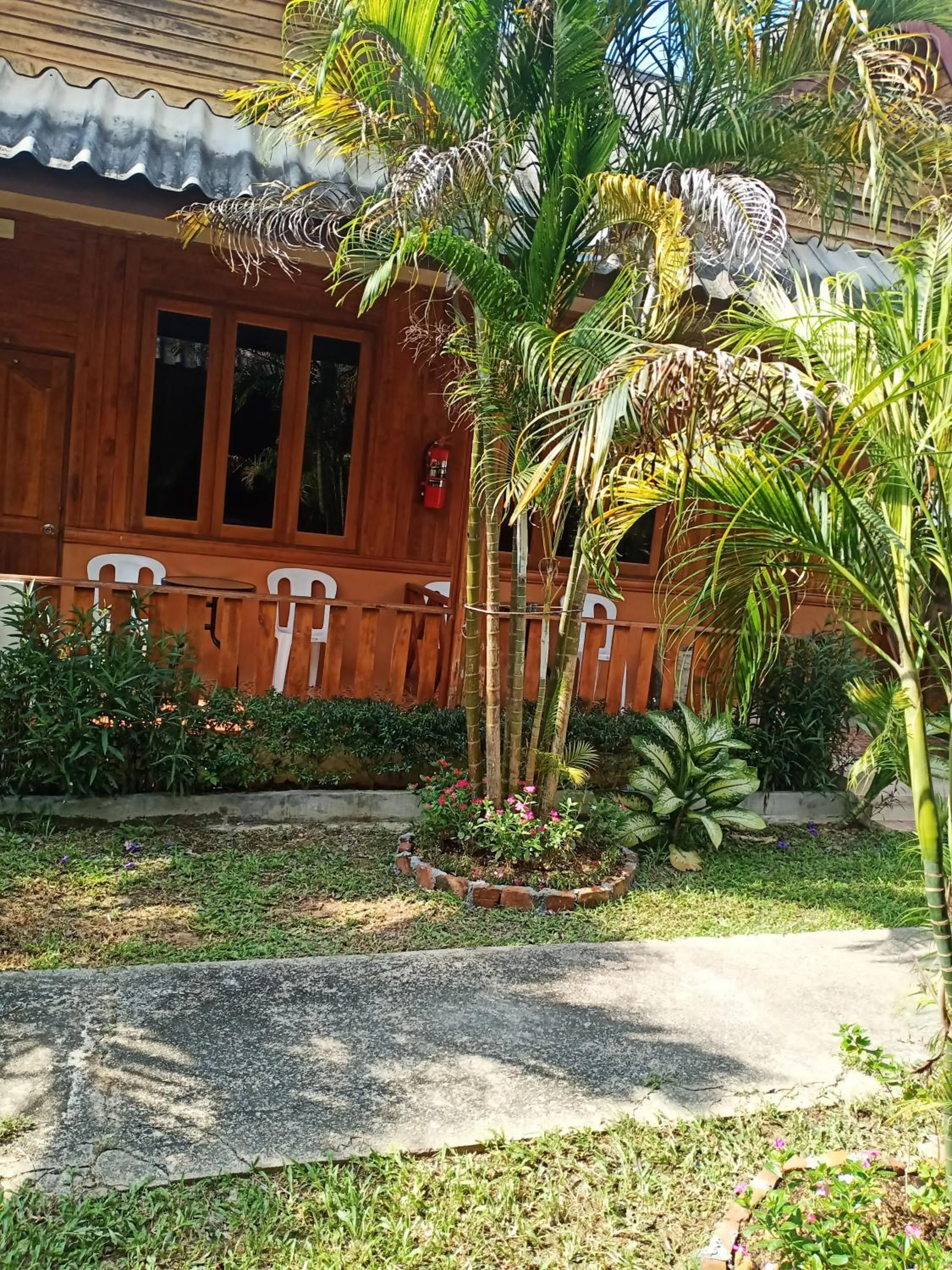 Property building in Poonsap Resort