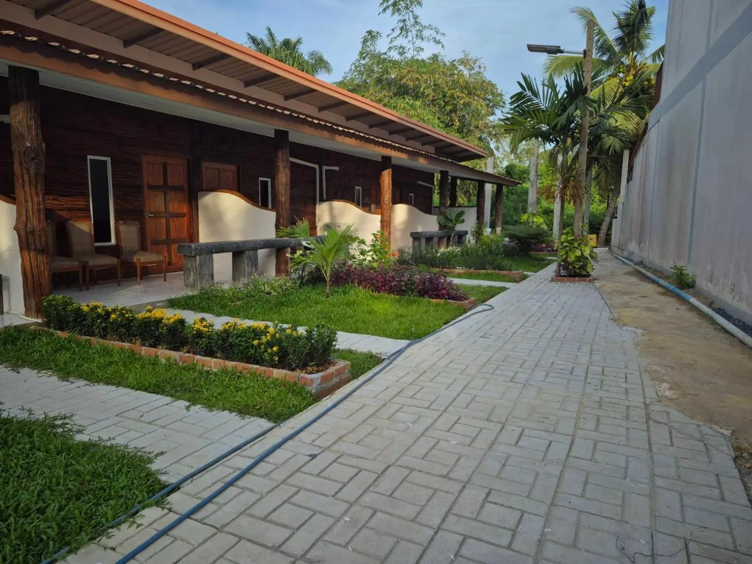 Property building in Poonsap Resort