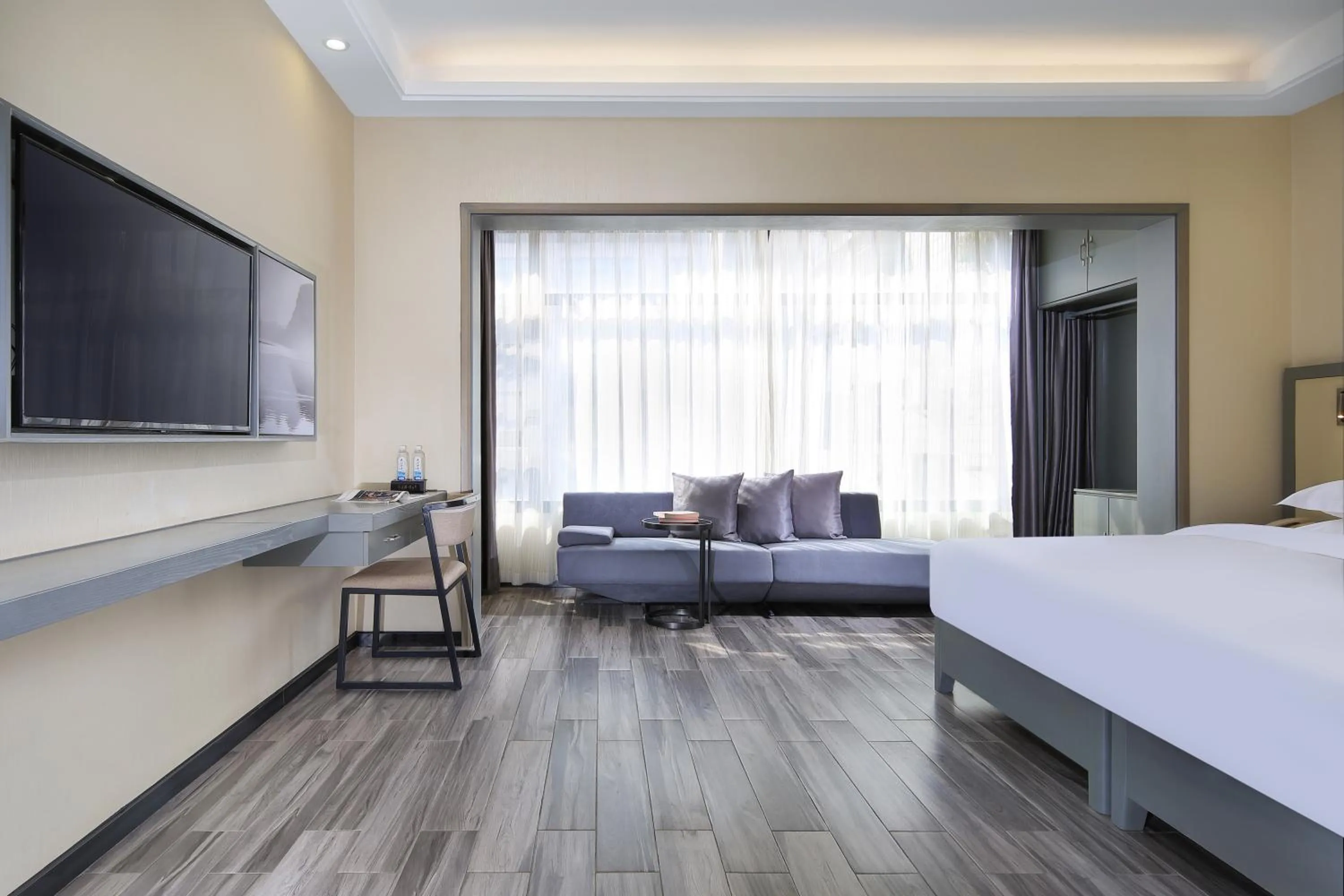 TV and multimedia, Bed in Wing Hotel Guilin - Central Square