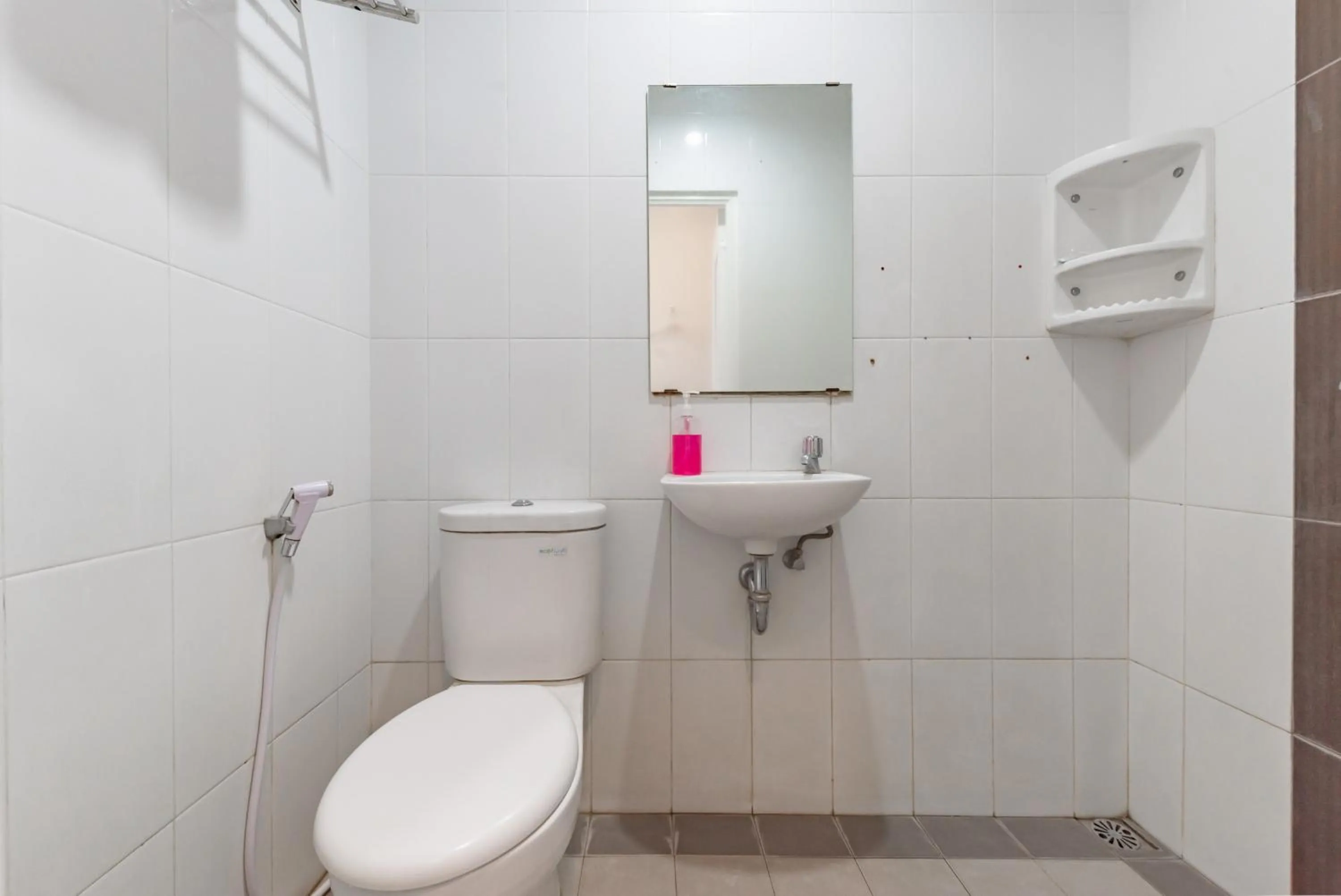 Bathroom in Sans Vibes Hotel Malabar