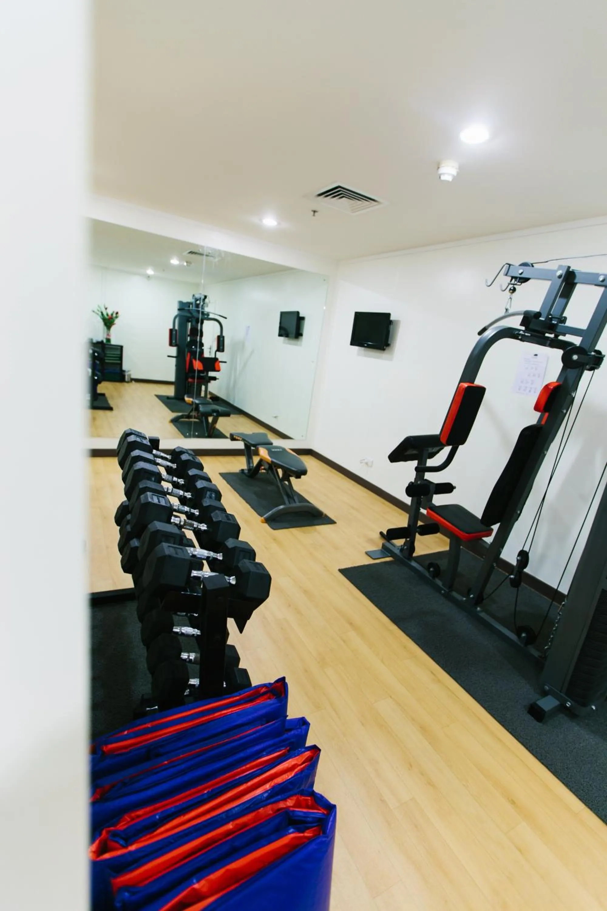 Fitness centre/facilities in Quest Suva