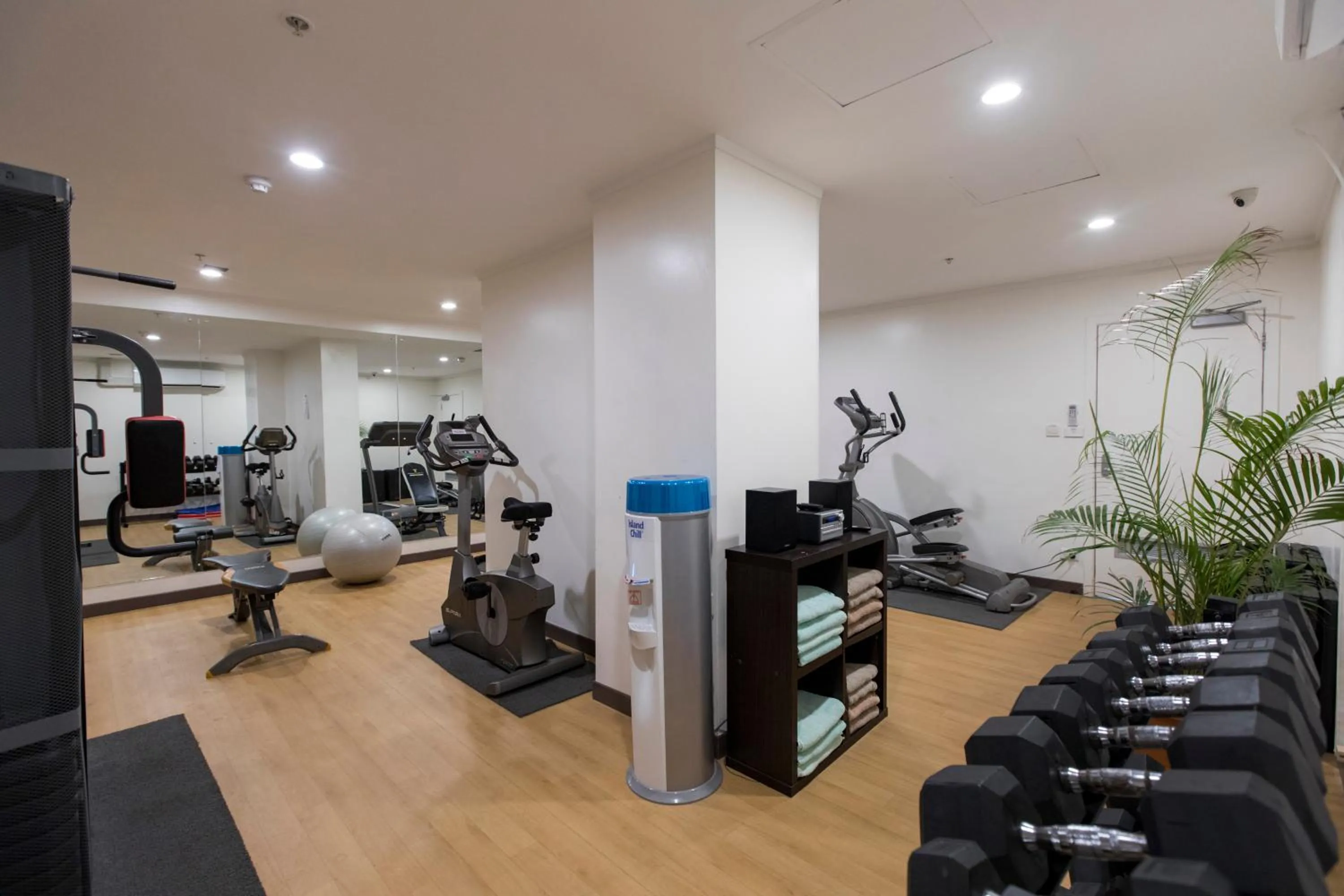 Fitness centre/facilities in Quest Suva