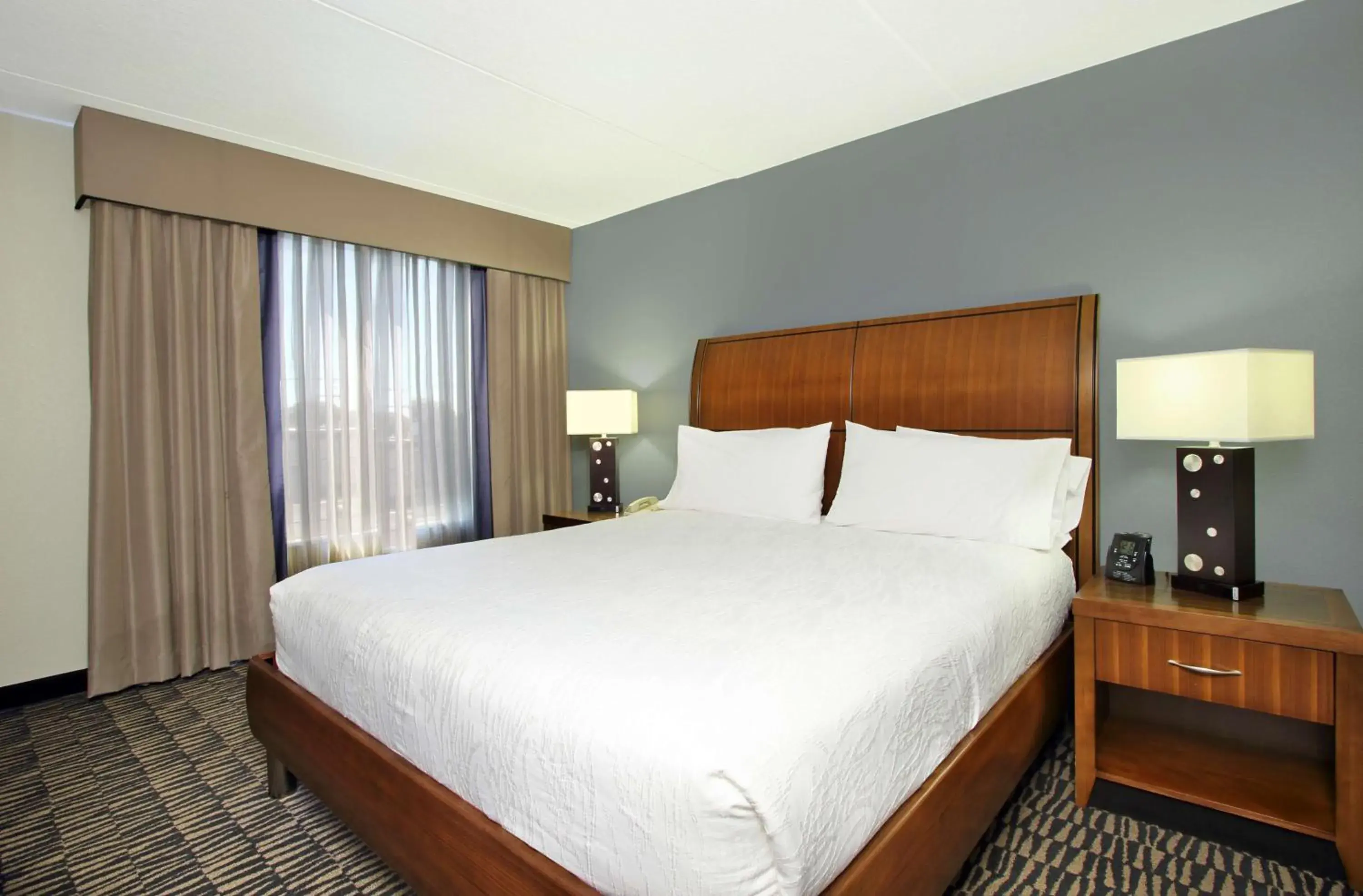 Bed in Hilton Garden Inn Austin NorthWest/Arboretum Bed in Hilton Garden Inn Austin NorthWest/Arboretum