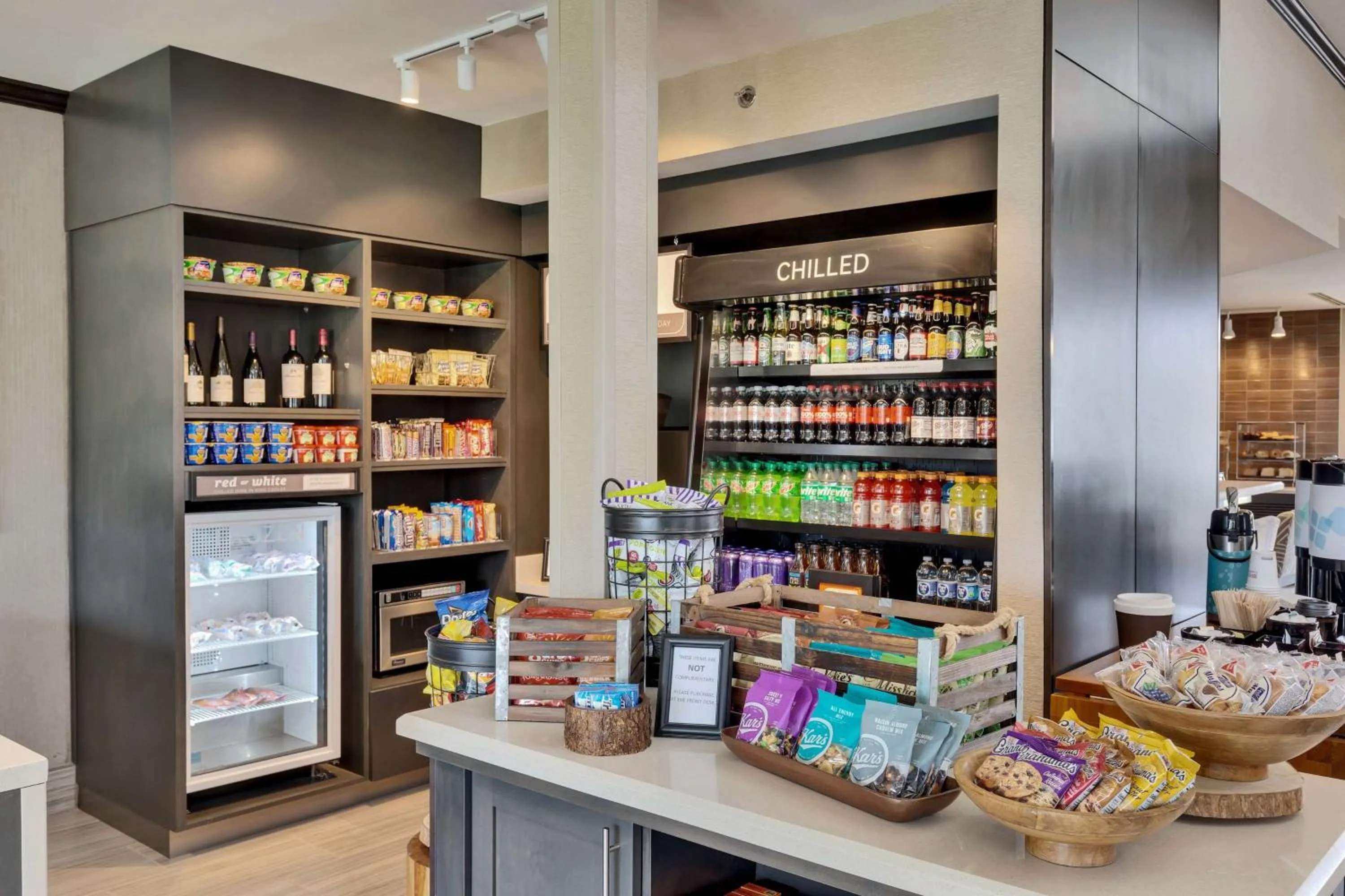 Restaurant/places to eat in Hilton Garden Inn Austin NorthWest/Arboretum