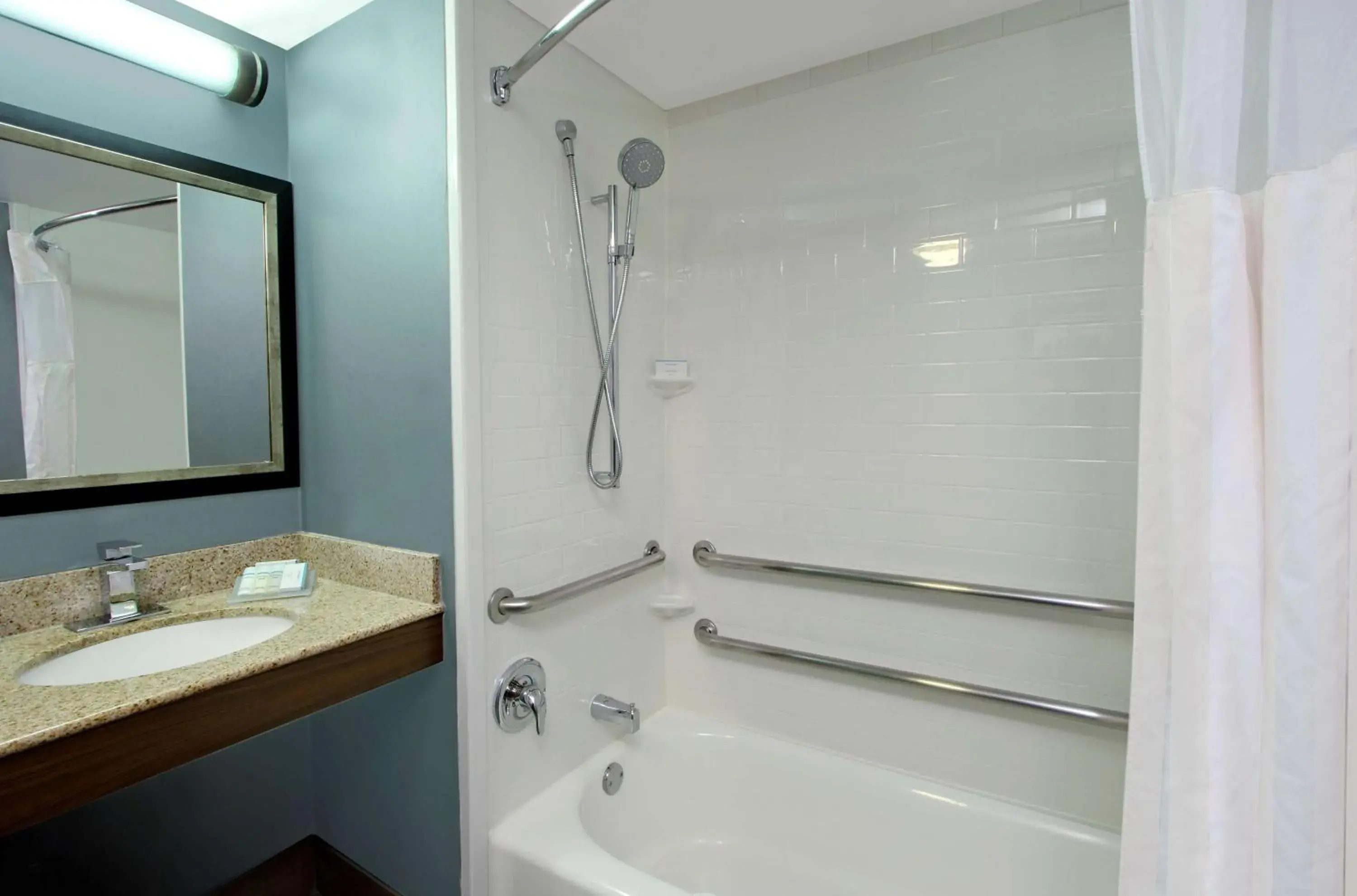 Bathroom in Hilton Garden Inn Austin NorthWest/Arboretum Bathroom in Hilton Garden Inn Austin NorthWest/Arboretum