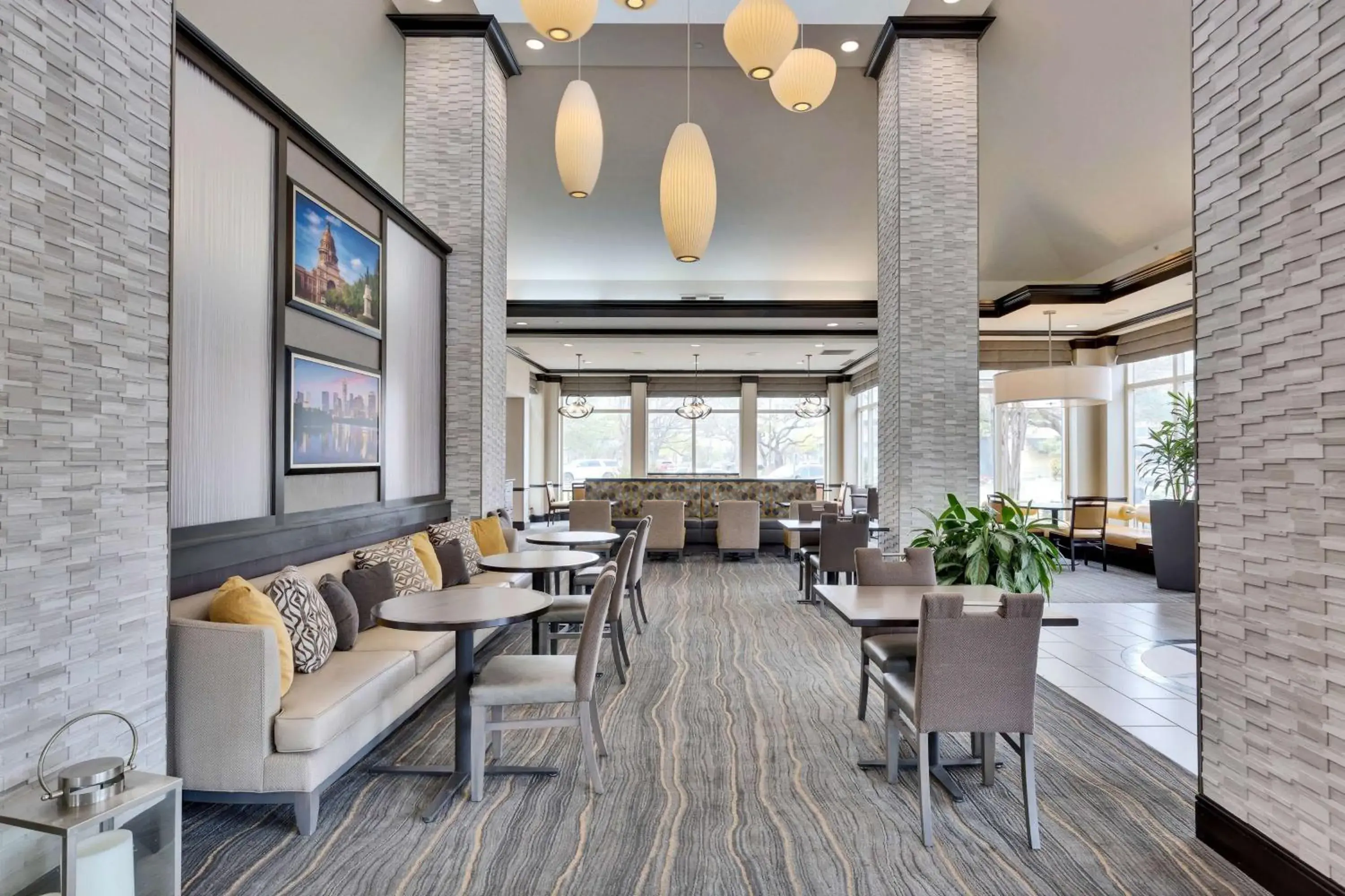 Lobby or reception in Hilton Garden Inn Austin NorthWest/Arboretum Lobby or reception in Hilton Garden Inn Austin NorthWest/Arboretum