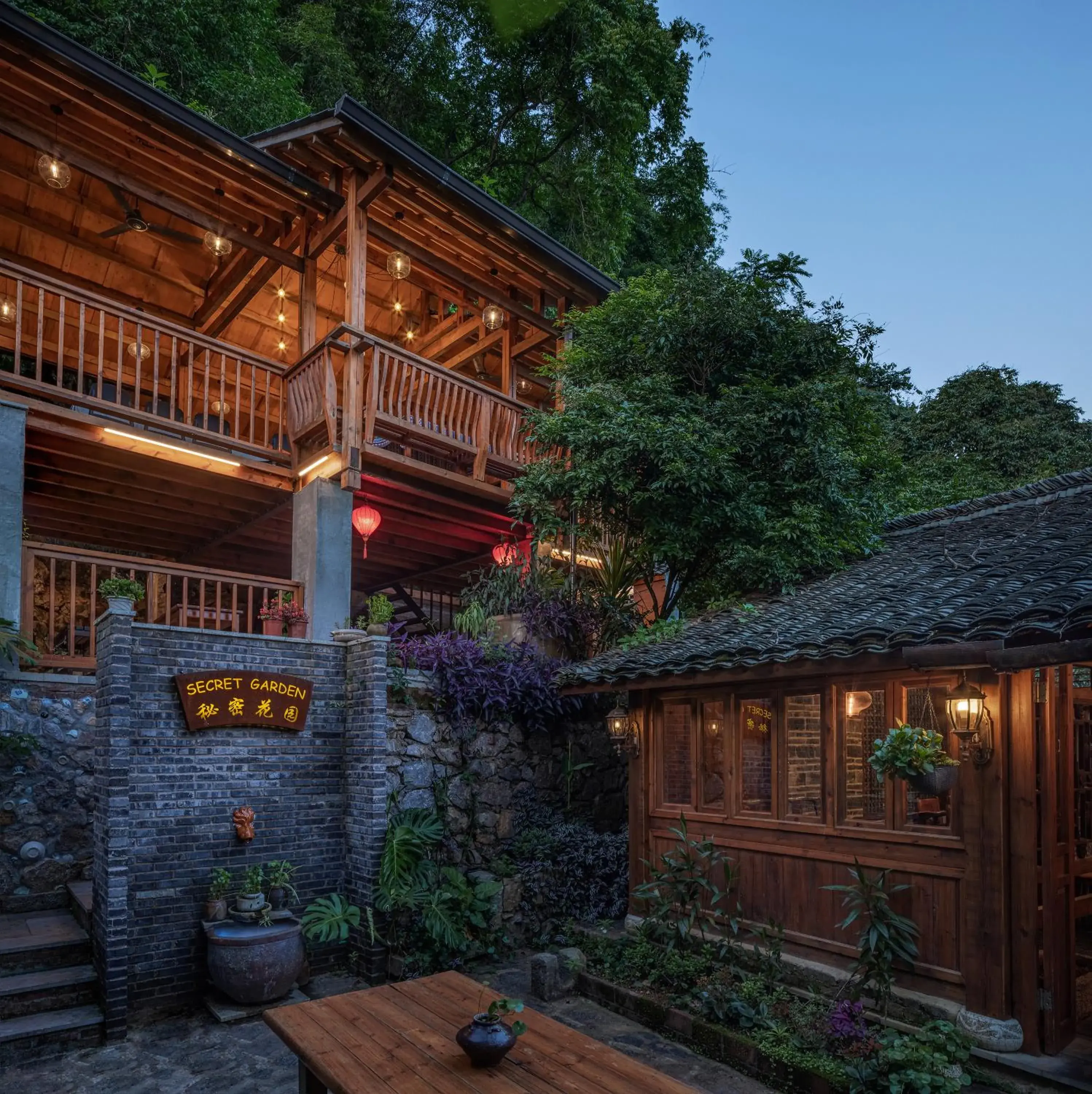 Property building in Yangshuo Secret Garden Property building in Yangshuo Secret Garden